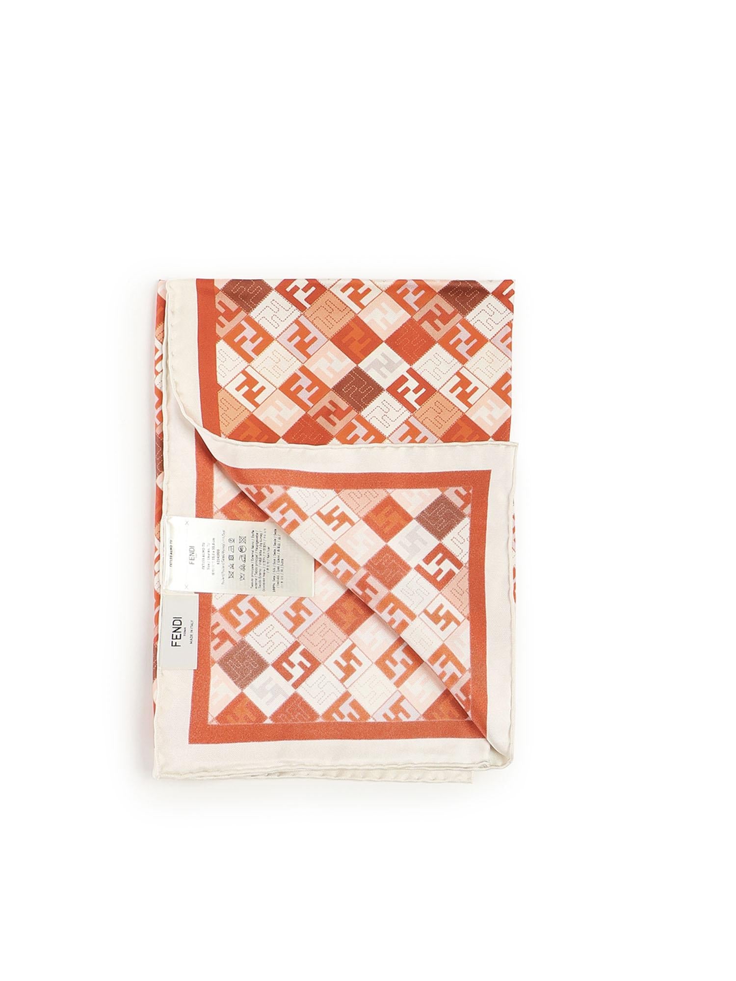 Foulard In Seta Rossa Fendi – Гарантія оригінальності – детальний вид