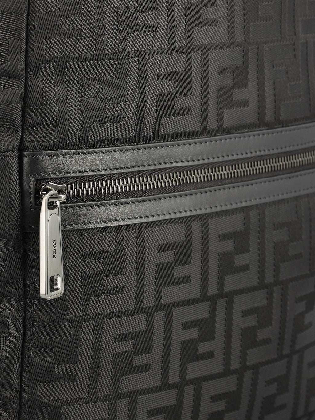 Backpack Fendi Lui Fendi – Гарантія оригінальності – збільшений вид