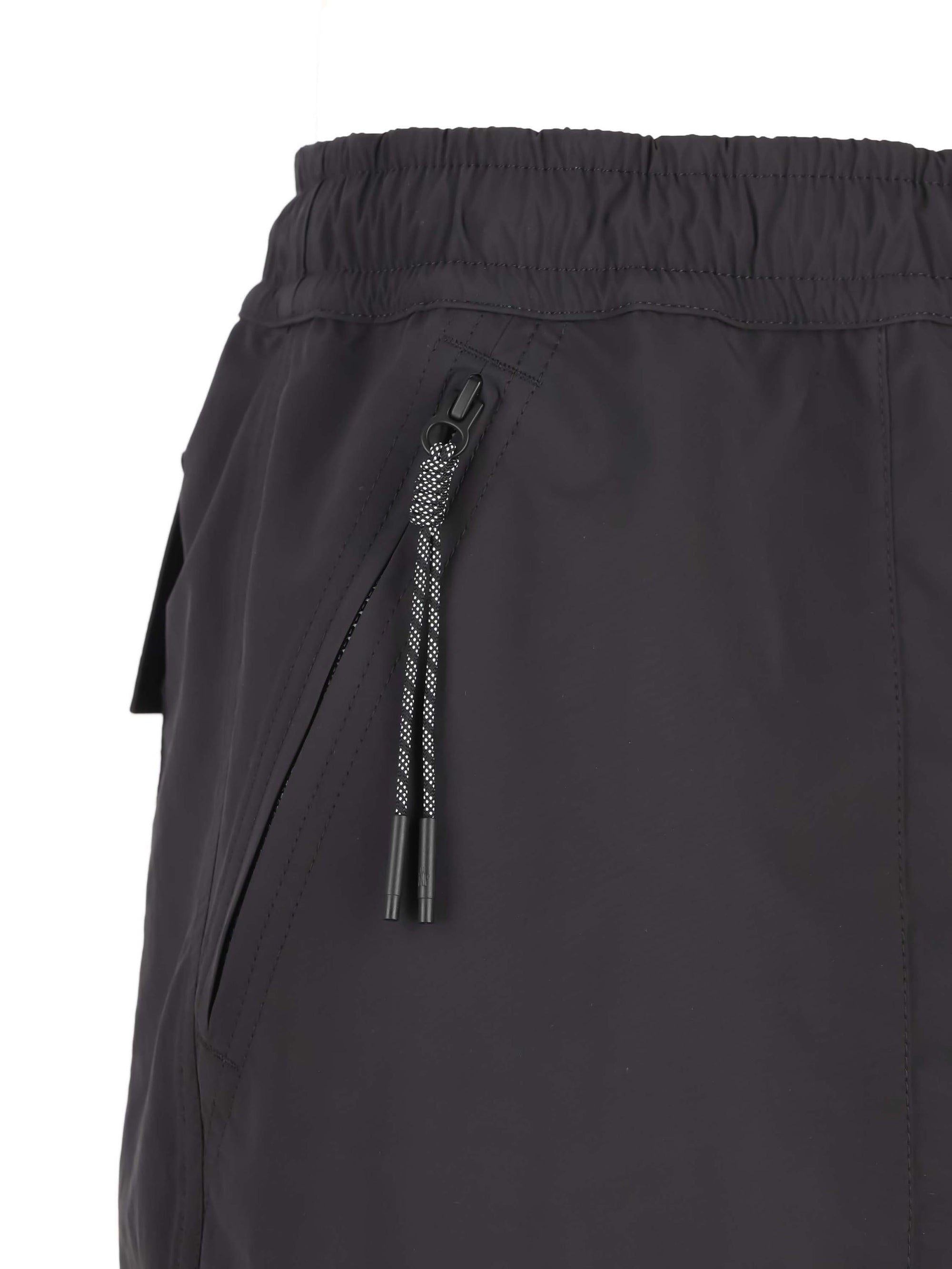 Оригінальна Technical Crinkled Shorts Moncler – збільшений вид