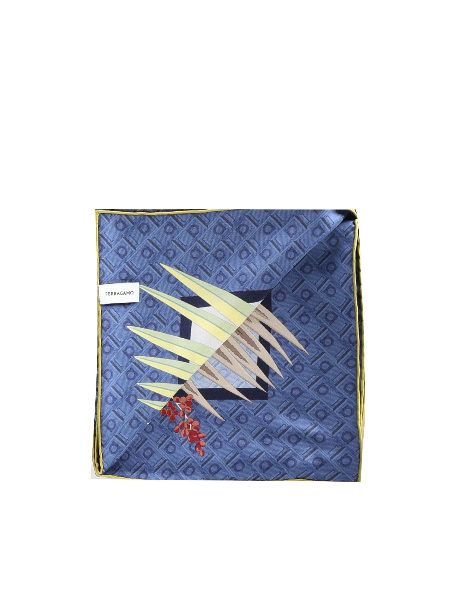 Foulard In Seta Con Stampa Salvatore ferragamo – Гарантія оригінальності – детальний вид