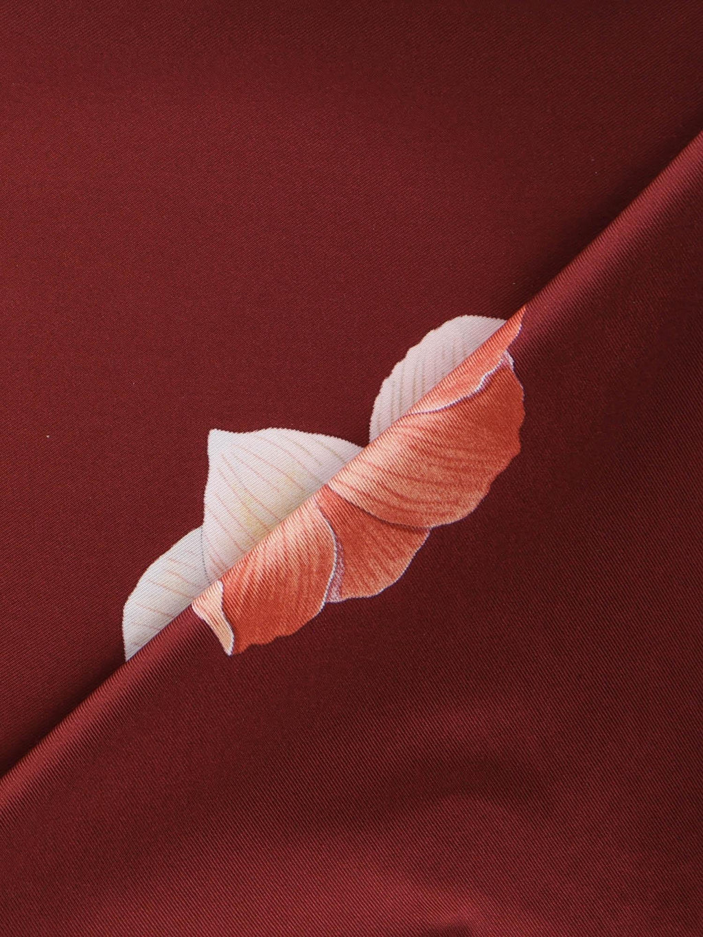 Оригінальна Foulard In Seta Stampa Anemone Salvatore ferragamo – вид ззаду