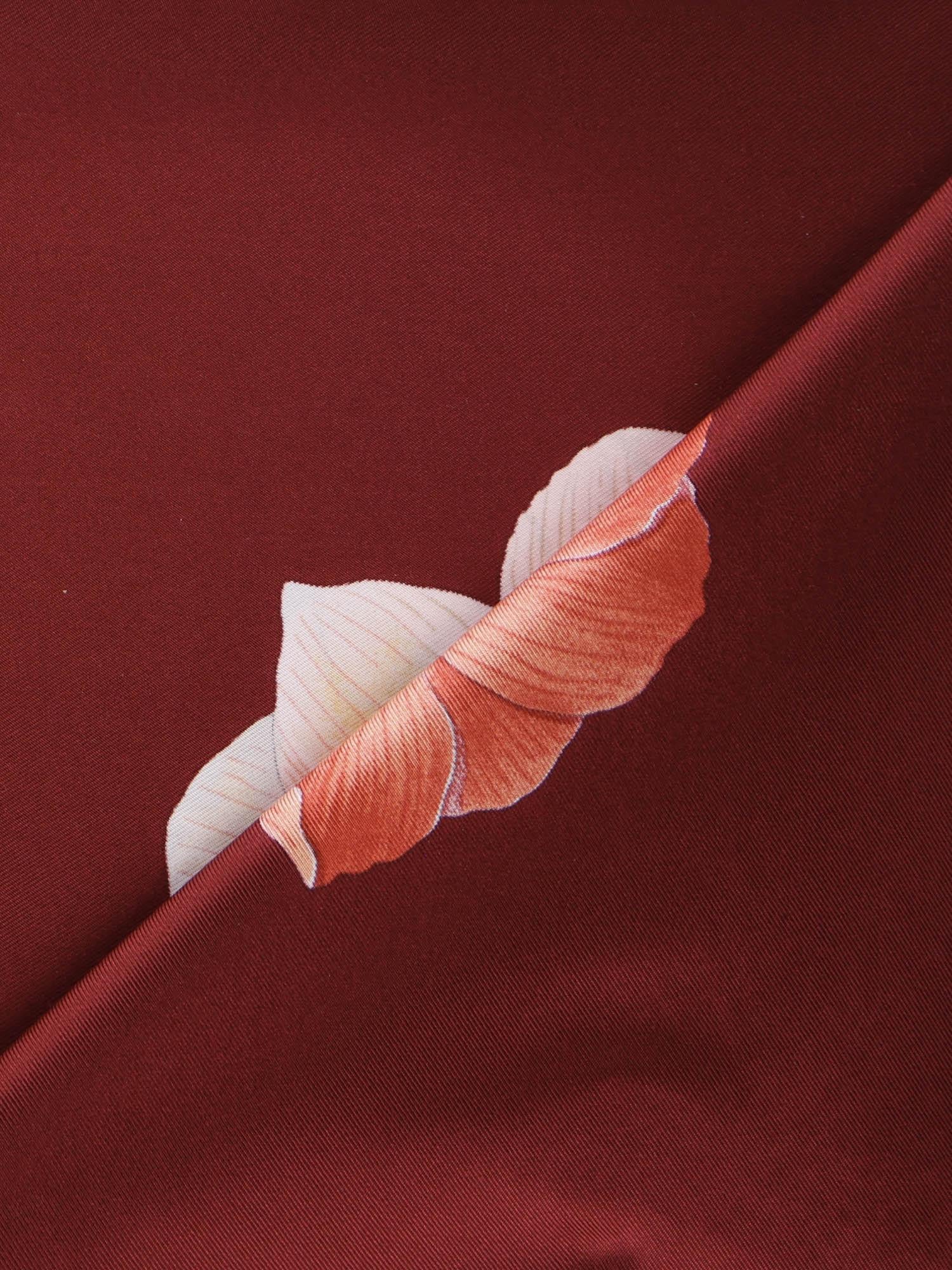 Оригінальна Foulard In Seta Stampa Anemone Salvatore ferragamo – вид ззаду