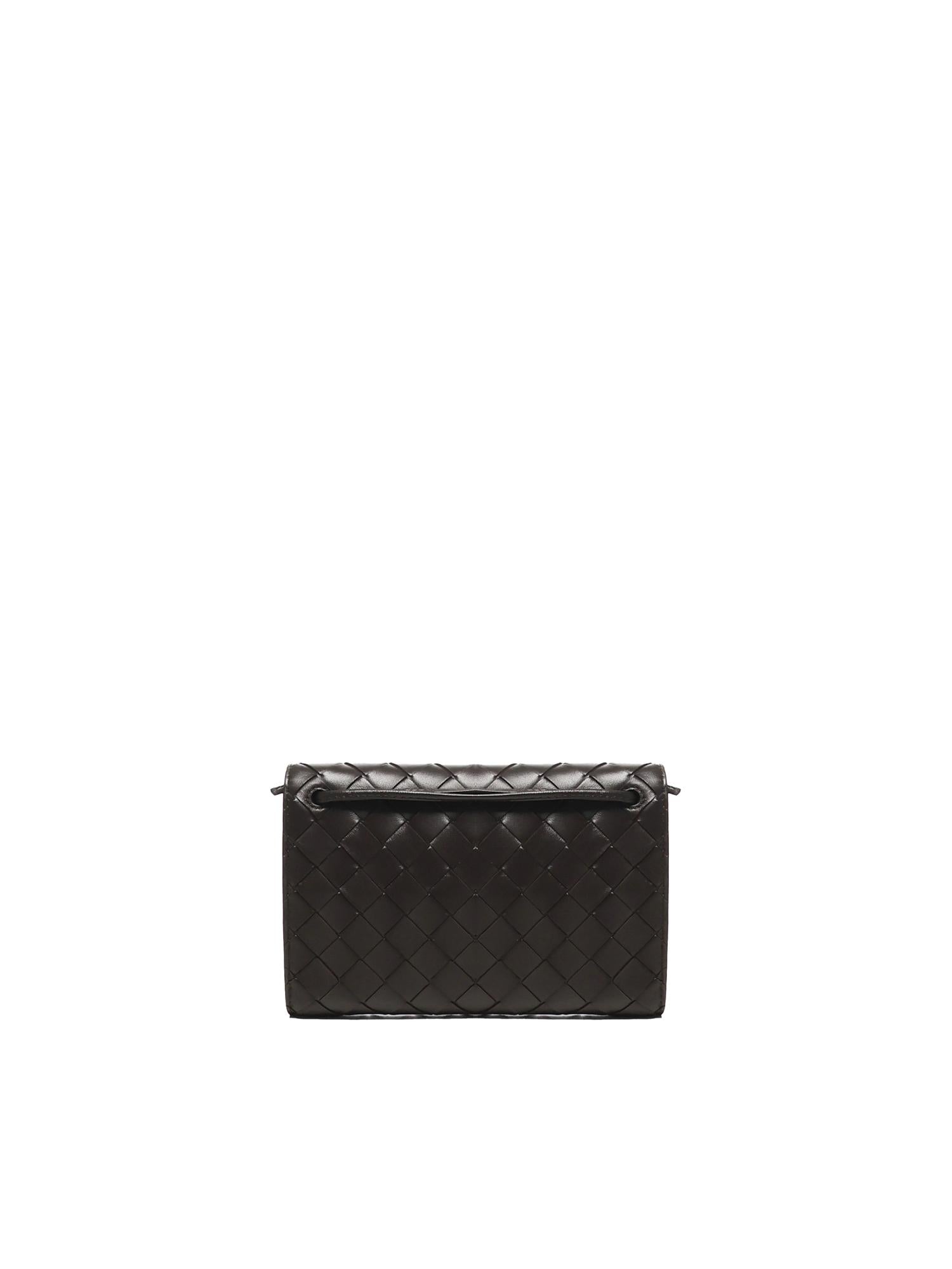 Pochette Andiamo Bottega veneta – Гарантія оригінальності – детальний вид