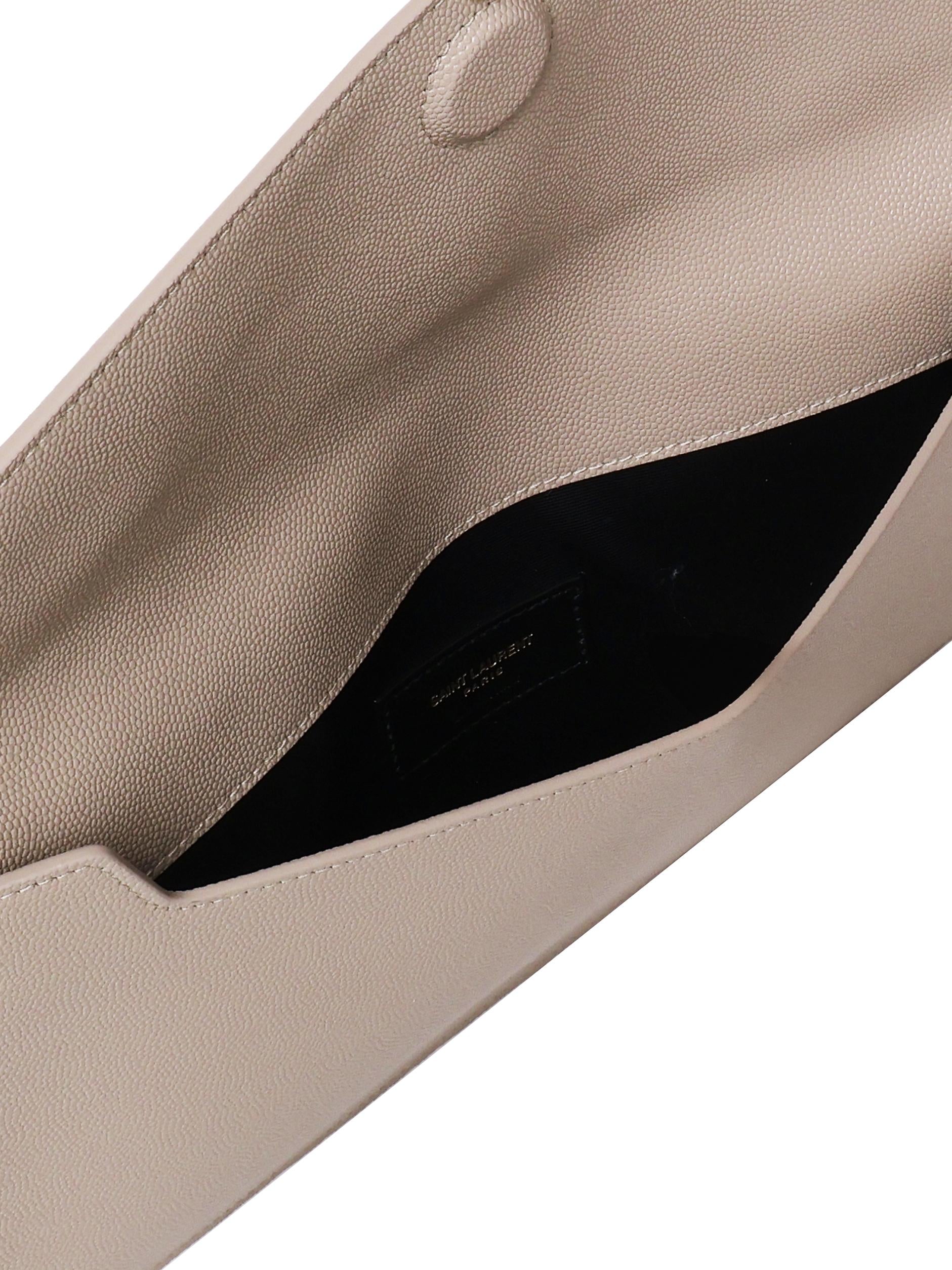 Оригінальна Pochette Uptown In Pelle Goffrata Grain De Poudre Saint laurent – збільшений вид