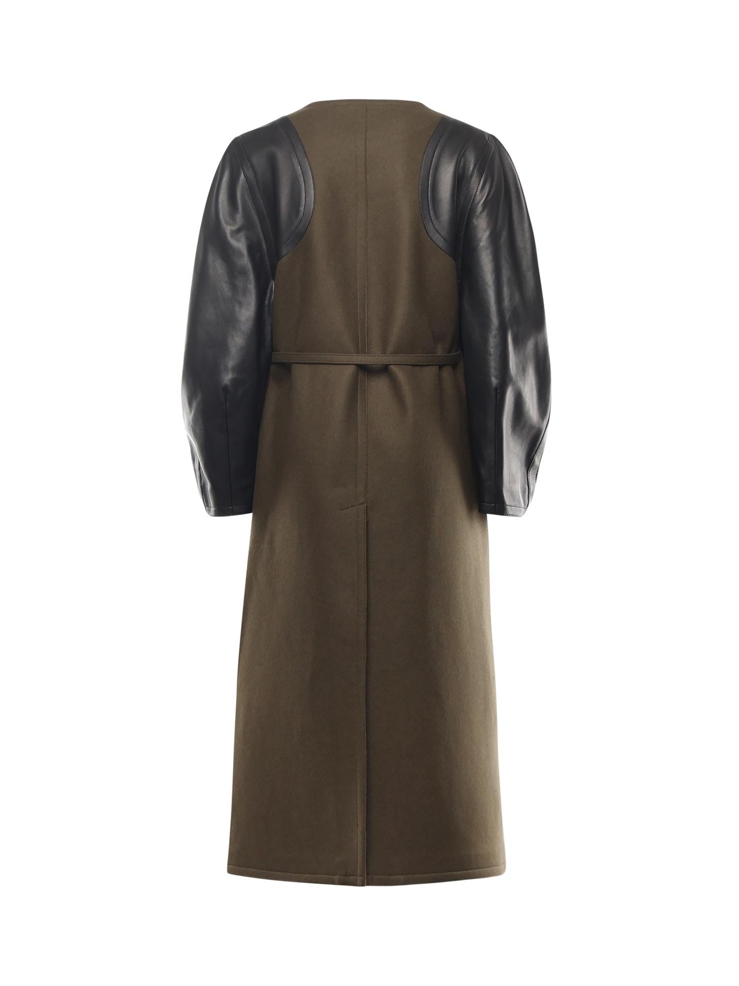 Cappotto MIDI In Lana Fendi – Гарантія оригінальності – детальний вид