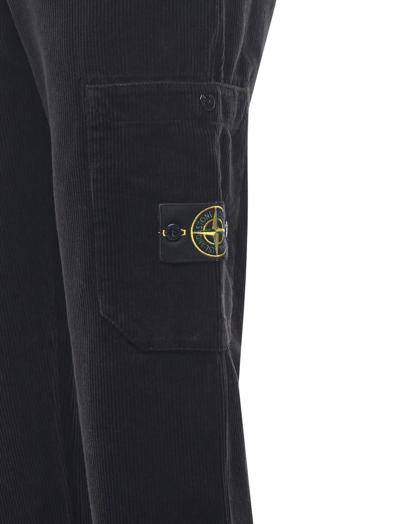 Оригінальна Pantalone In Velluto A Coste Con Logo Stone island – вид ззаду