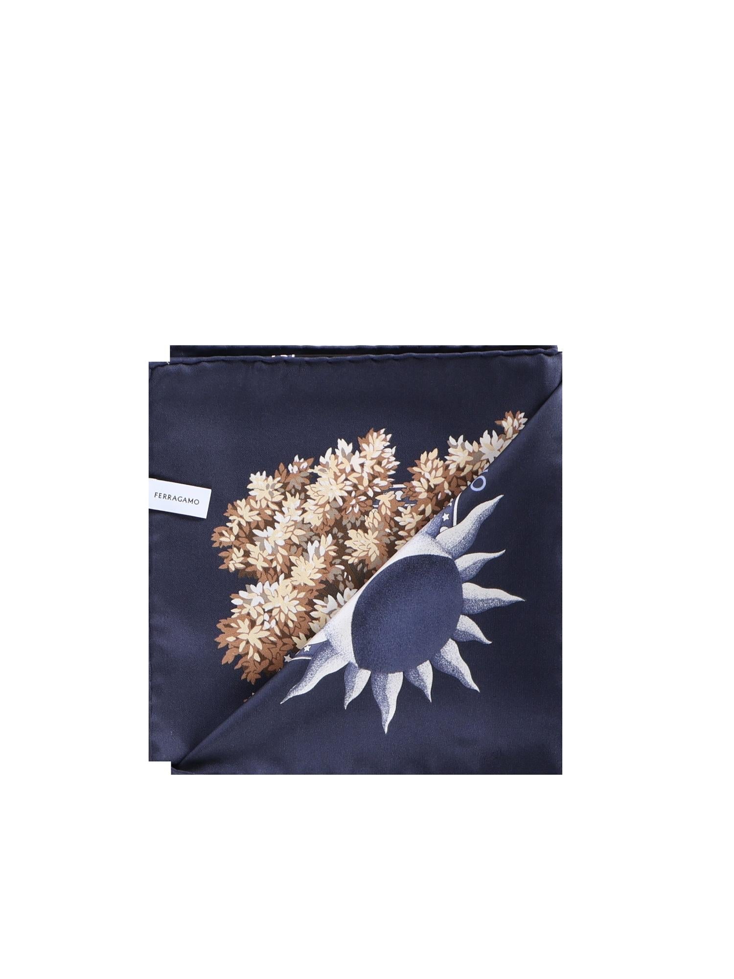 Foulard In Seta Con Stampa Salvatore ferragamo – Гарантія оригінальності – детальний вид