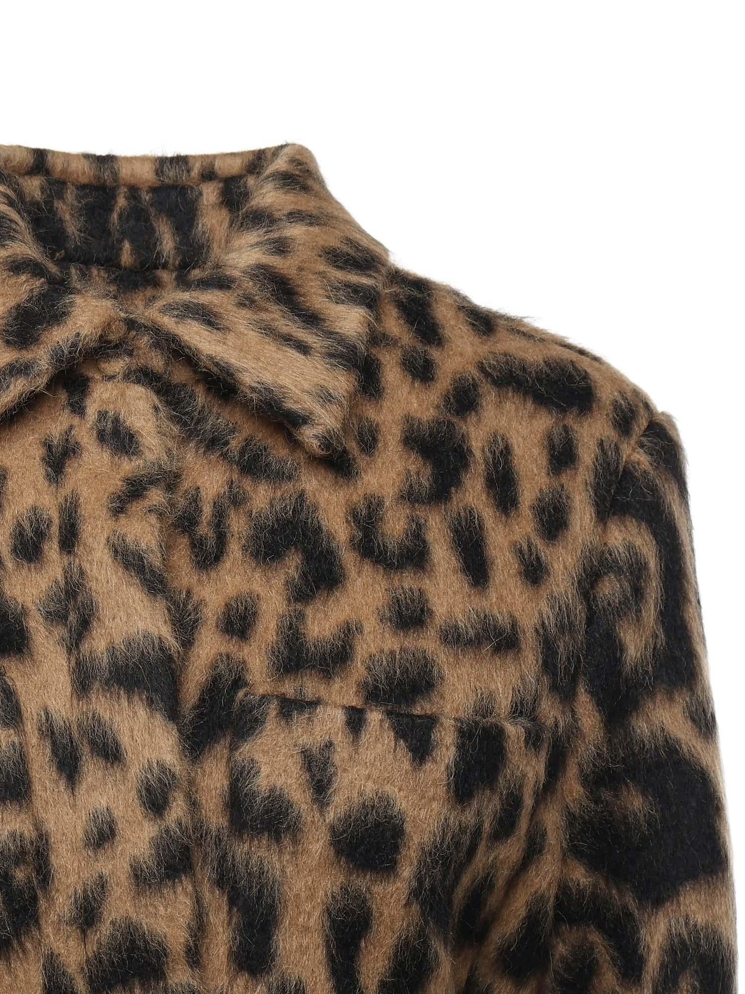 Fendi Outerwear оригінал | Швидка доставка Україна – вид ззаду