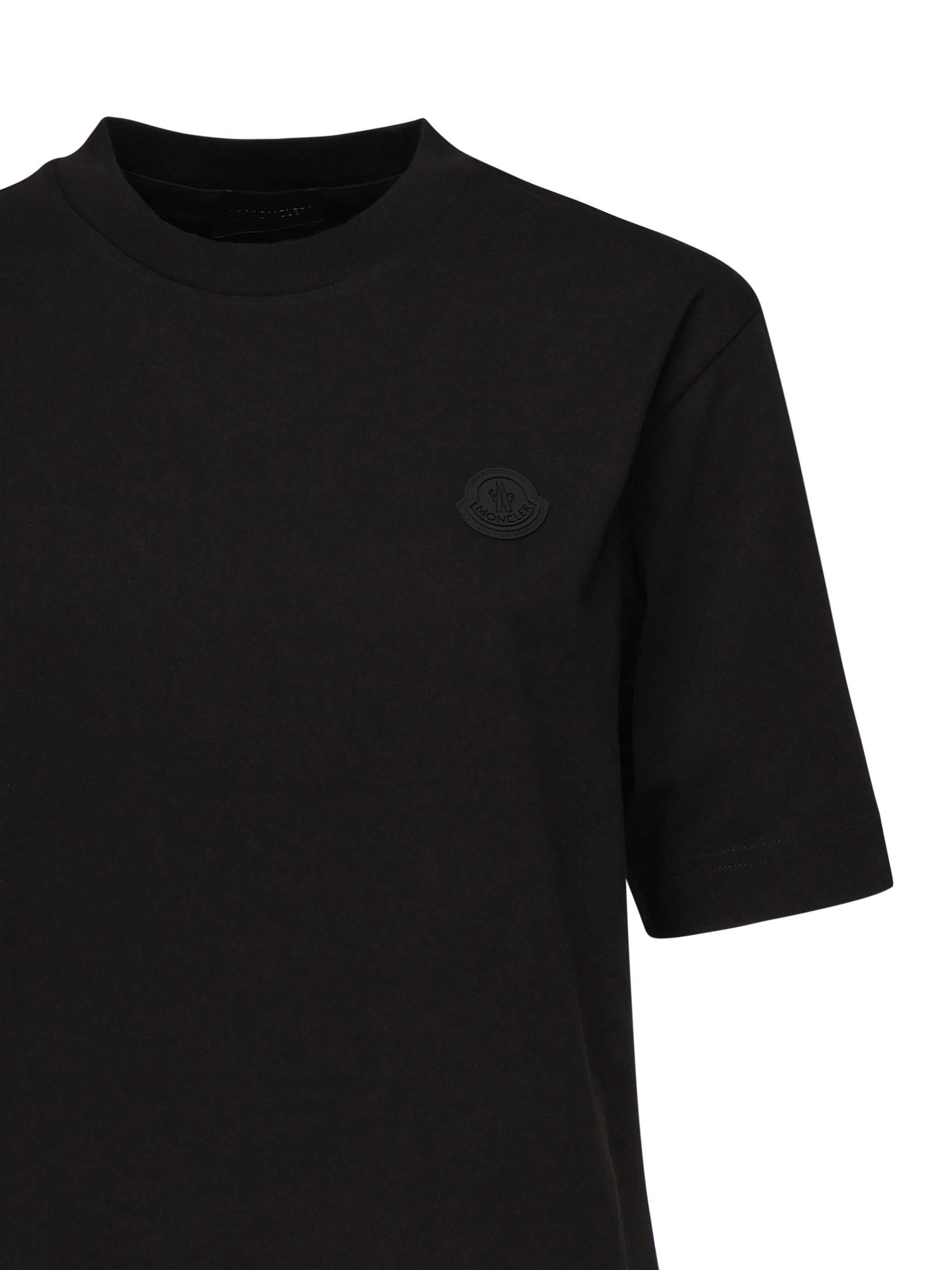 Оригінальна T-Shirt Con Patch Logato In Silicone Moncler – вид ззаду