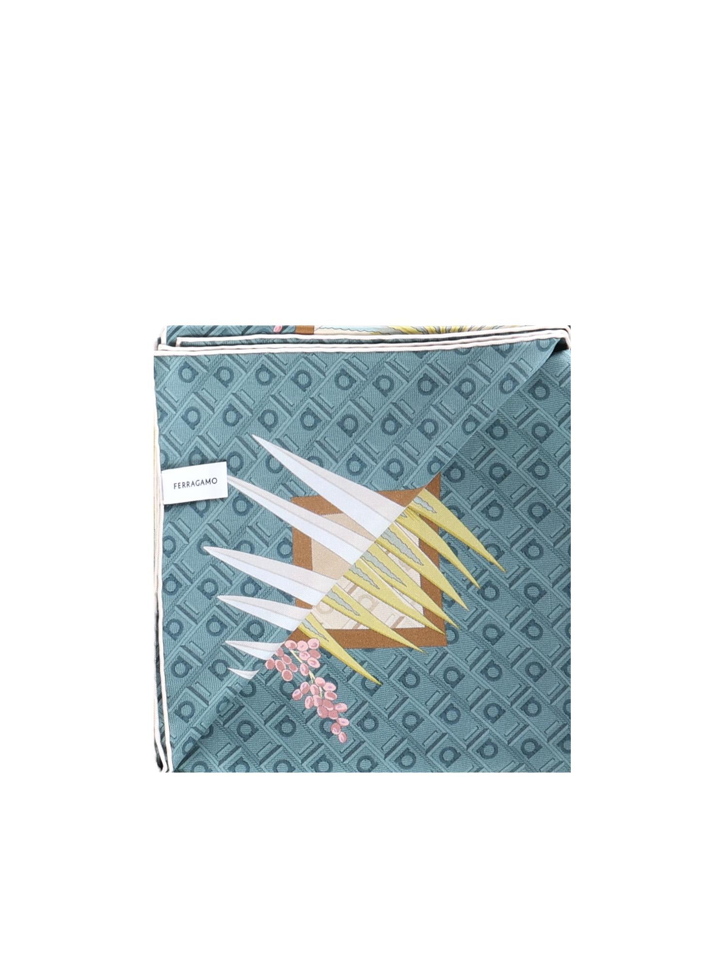 Foulard In Seta Con Stampa Salvatore ferragamo – Гарантія оригінальності – детальний вид