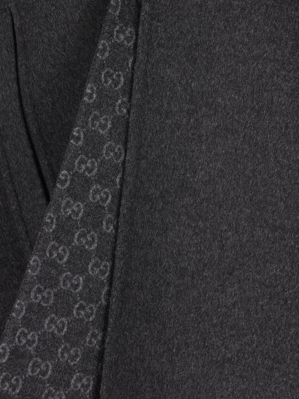 Mantella In Lana E Seta Gucci – Гарантія оригінальності – детальний вид