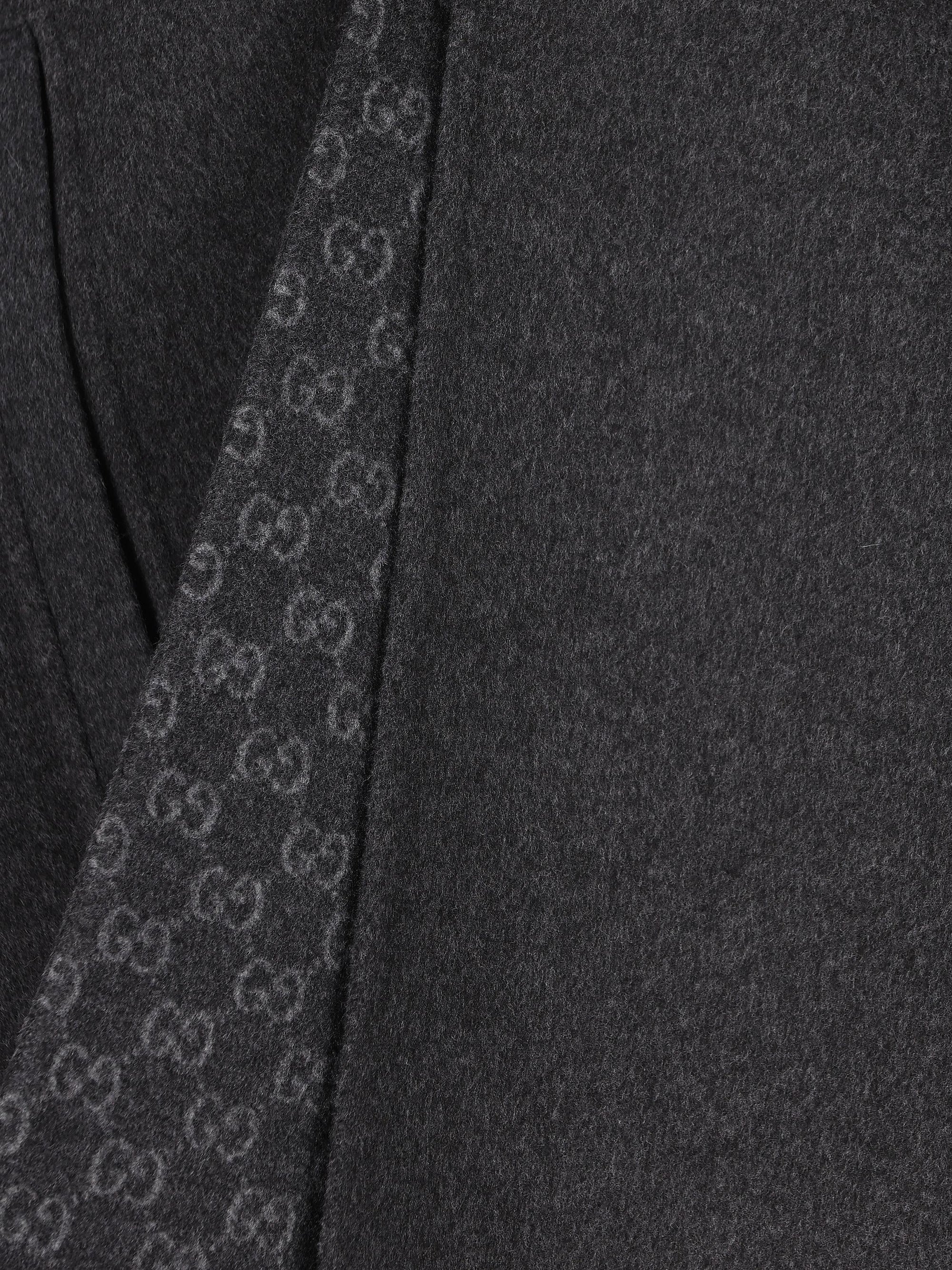 Mantella In Lana E Seta Gucci – Гарантія оригінальності – детальний вид