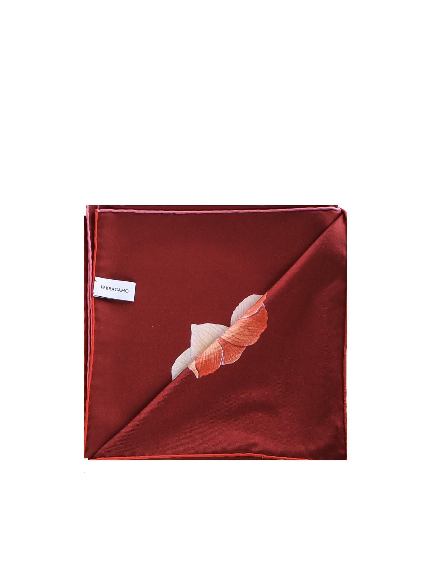 Оригінальна Foulard In Seta Stampa Anemone Salvatore ferragamo – детальний вид