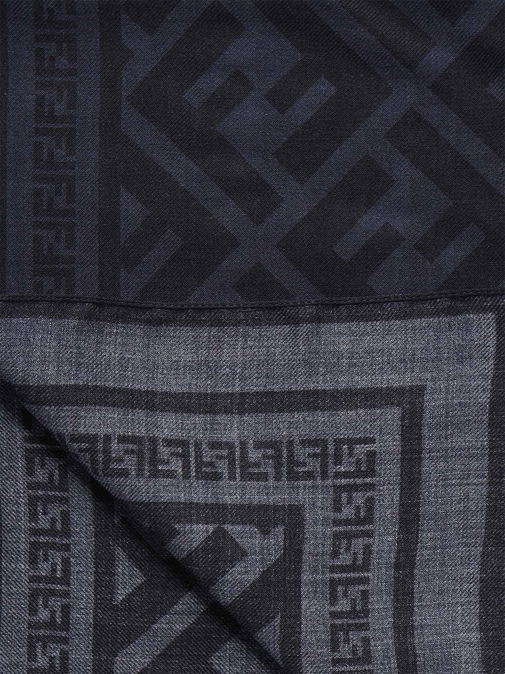Оригінальна Bandana In Lana E Seta Ff Jacquard Fendi – вид ззаду