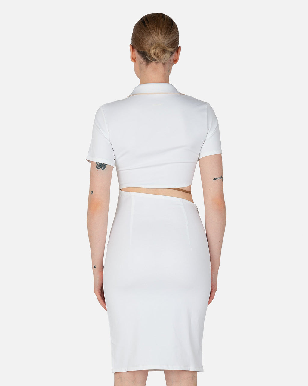 Оригінальна Jacquemus Dress In Pearl Nike – детальний вид