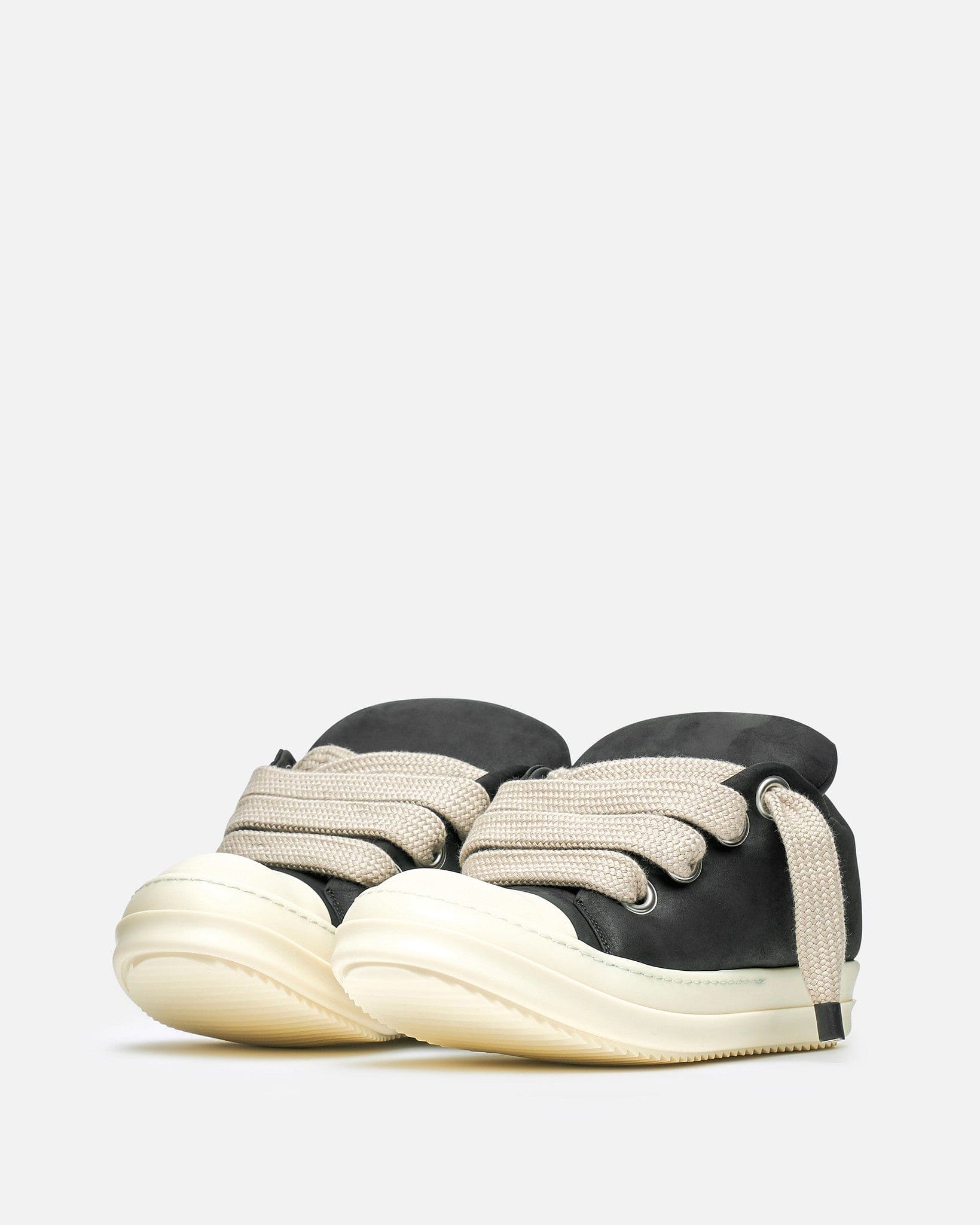 Jumbo Lace Padded Low Sneaks In Black Rick owens – Гарантія оригінальності – вид ззаду