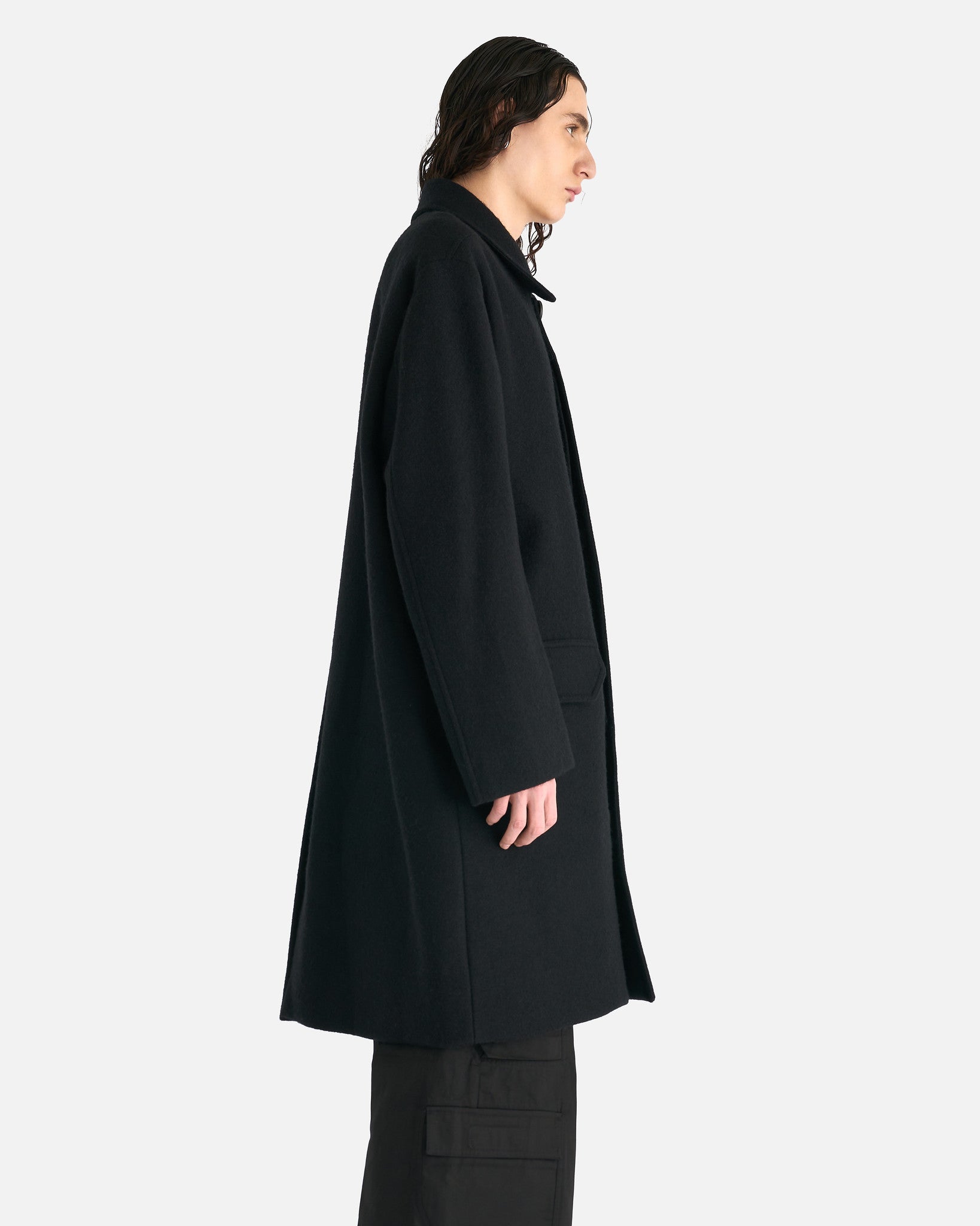 Оригінальна Jumbo Mac Coat In Black Rick owens – детальний вид