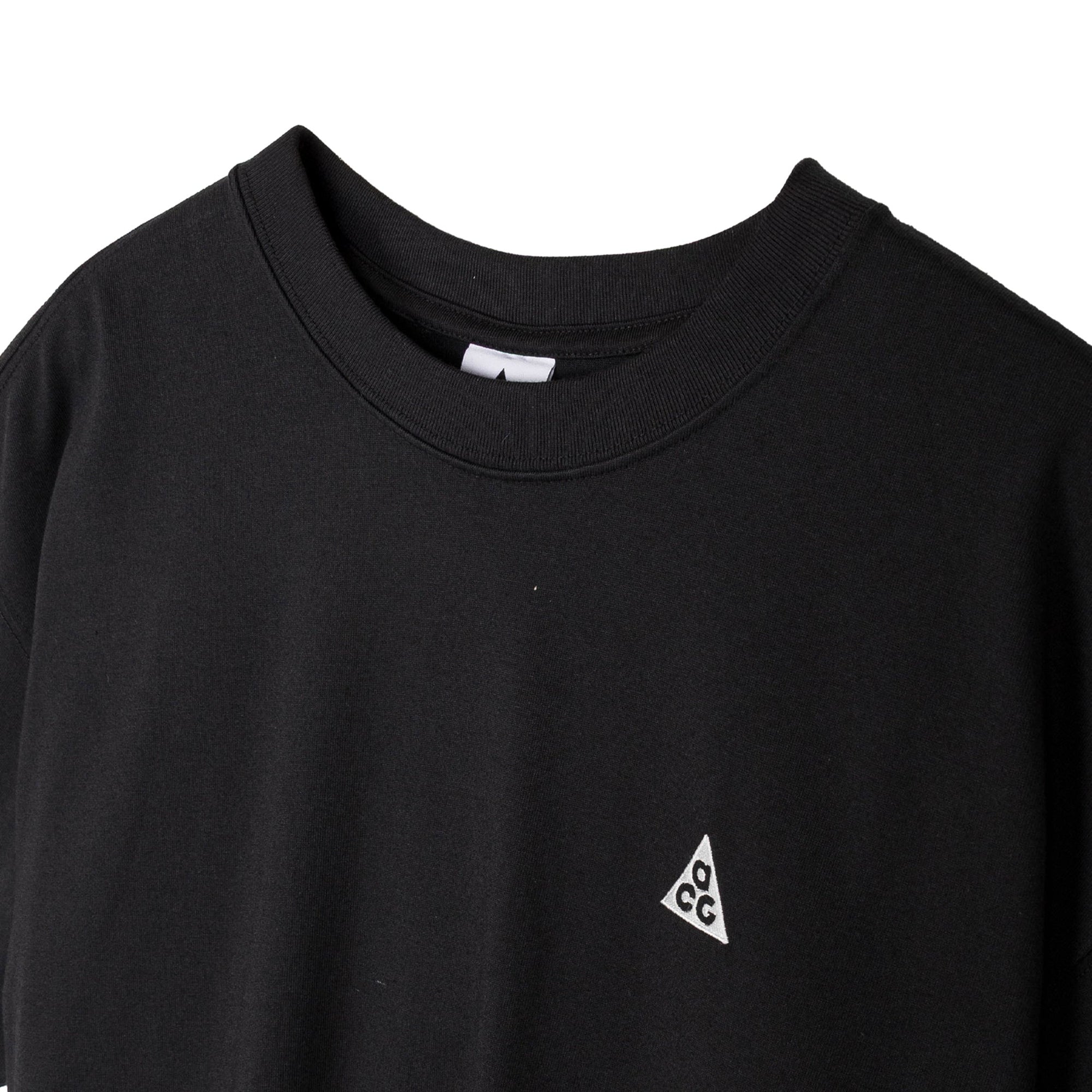 Short Sleeve T Shirt Nike оригінал – Купити в Україні – вид ззаду