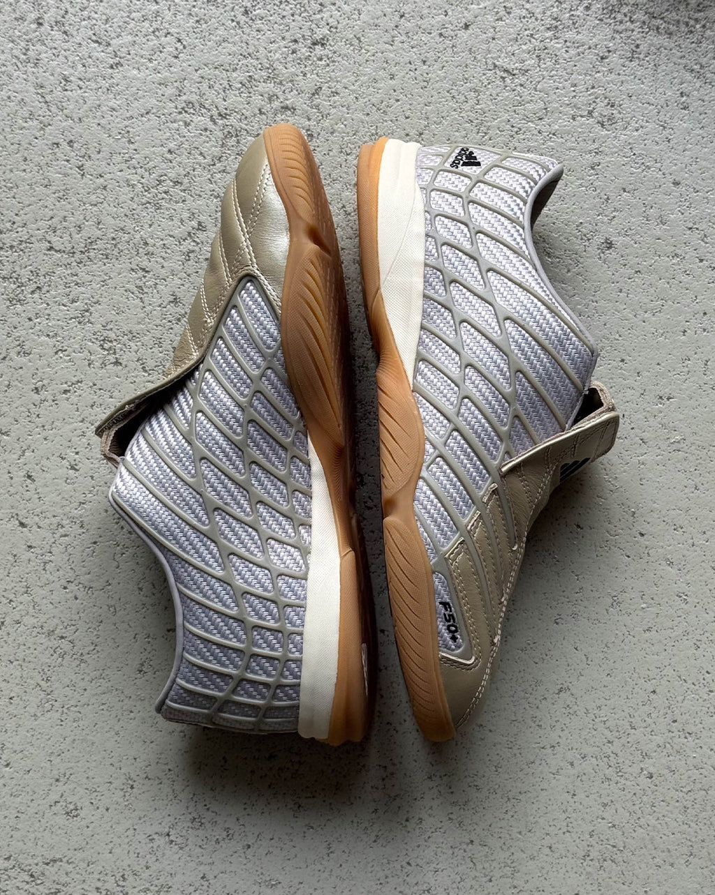 Adidas Footwear оригінал | Швидка доставка Україна – вид ззаду