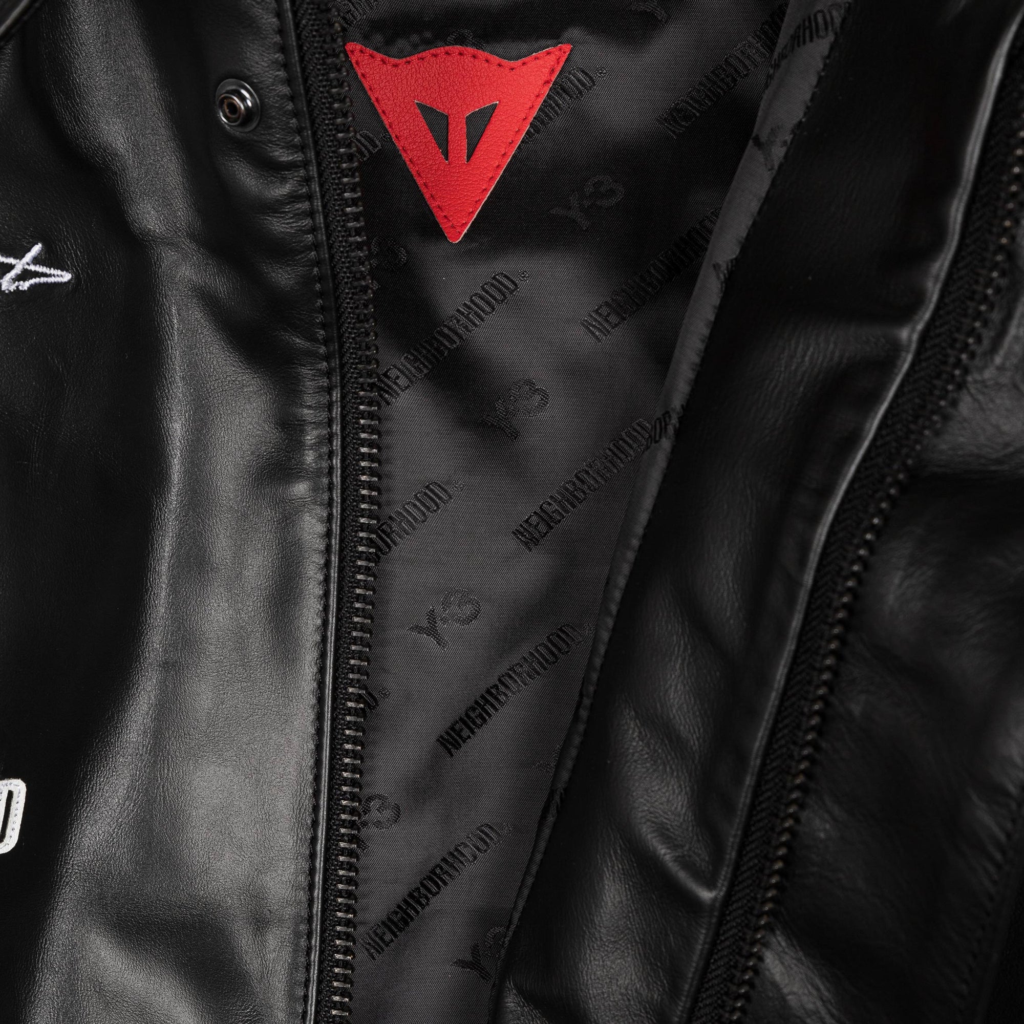 X Nbhd X Dainese Bomber Jacket Adidas оригінал – Купити в Україні – збільшений вид - ADIDAS