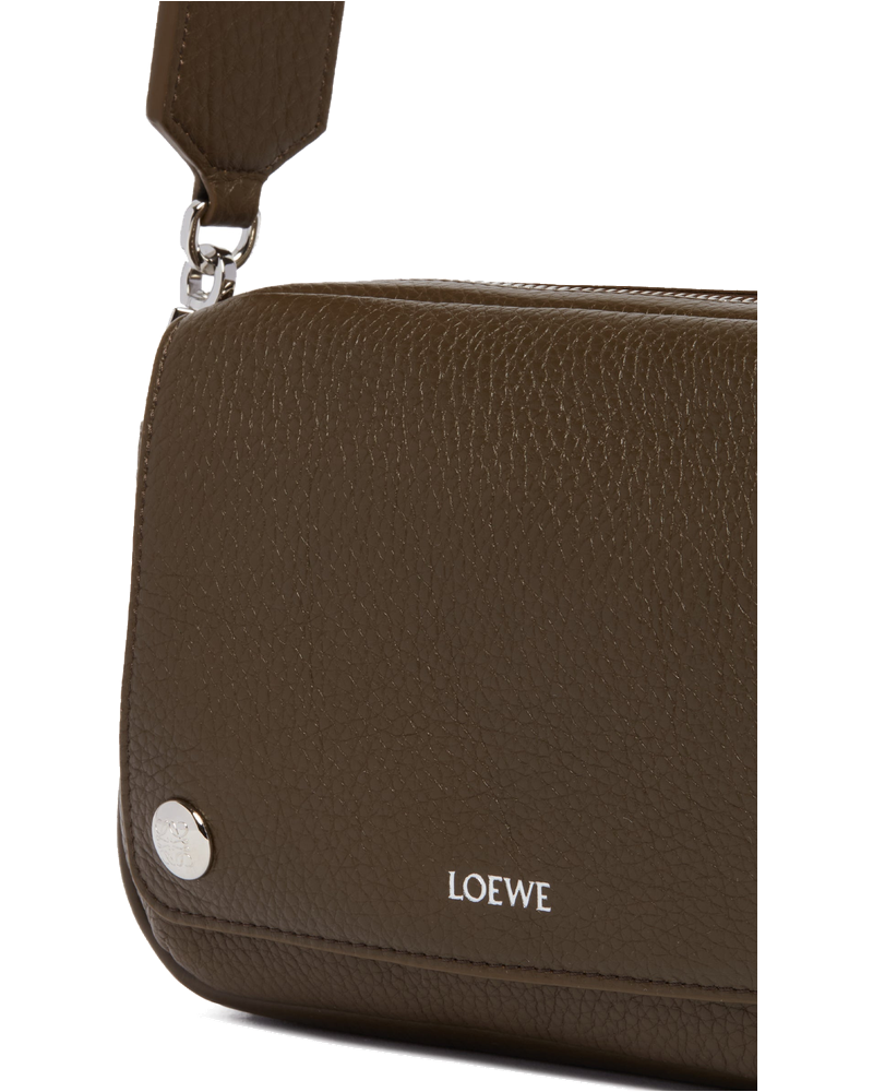 Оригінальна Brown Small Pebble Messenger Bag Loewe