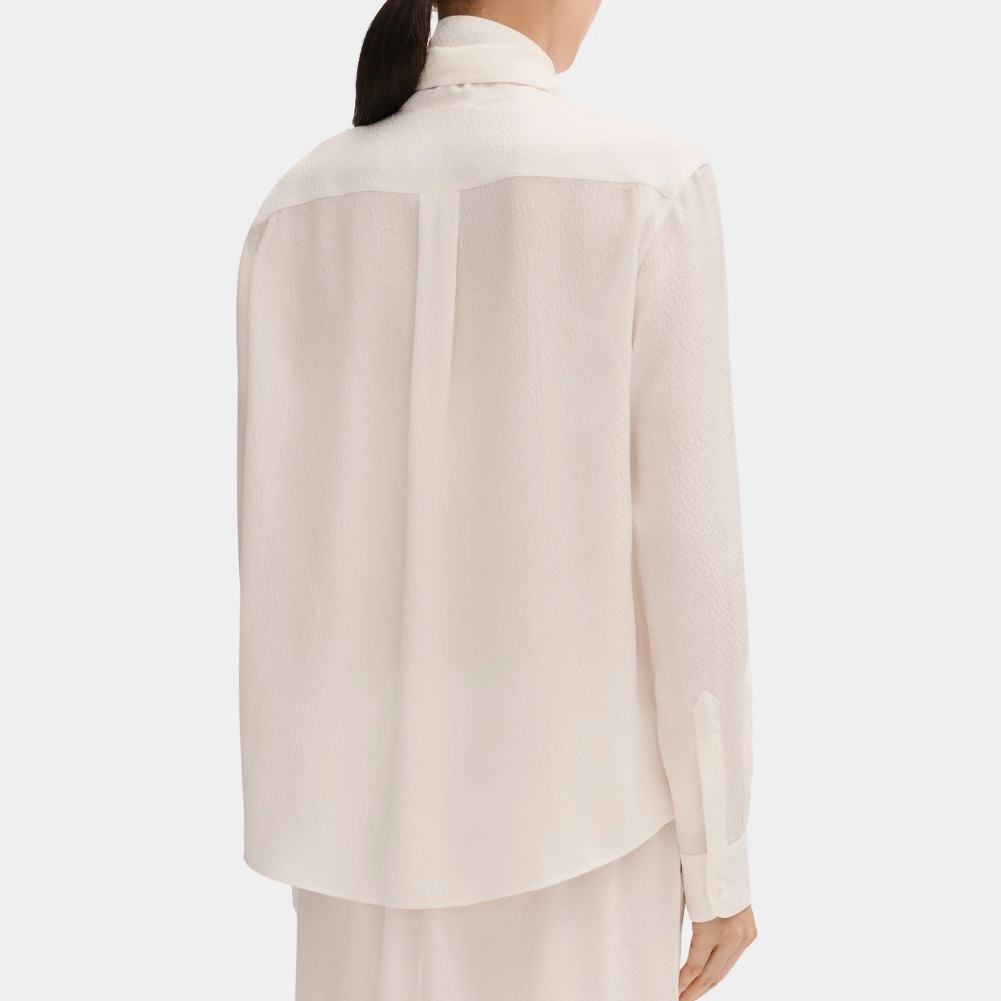 Оригінальна Long Sleeved Blouse In Silk Jacquard Chanel – вид ззаду