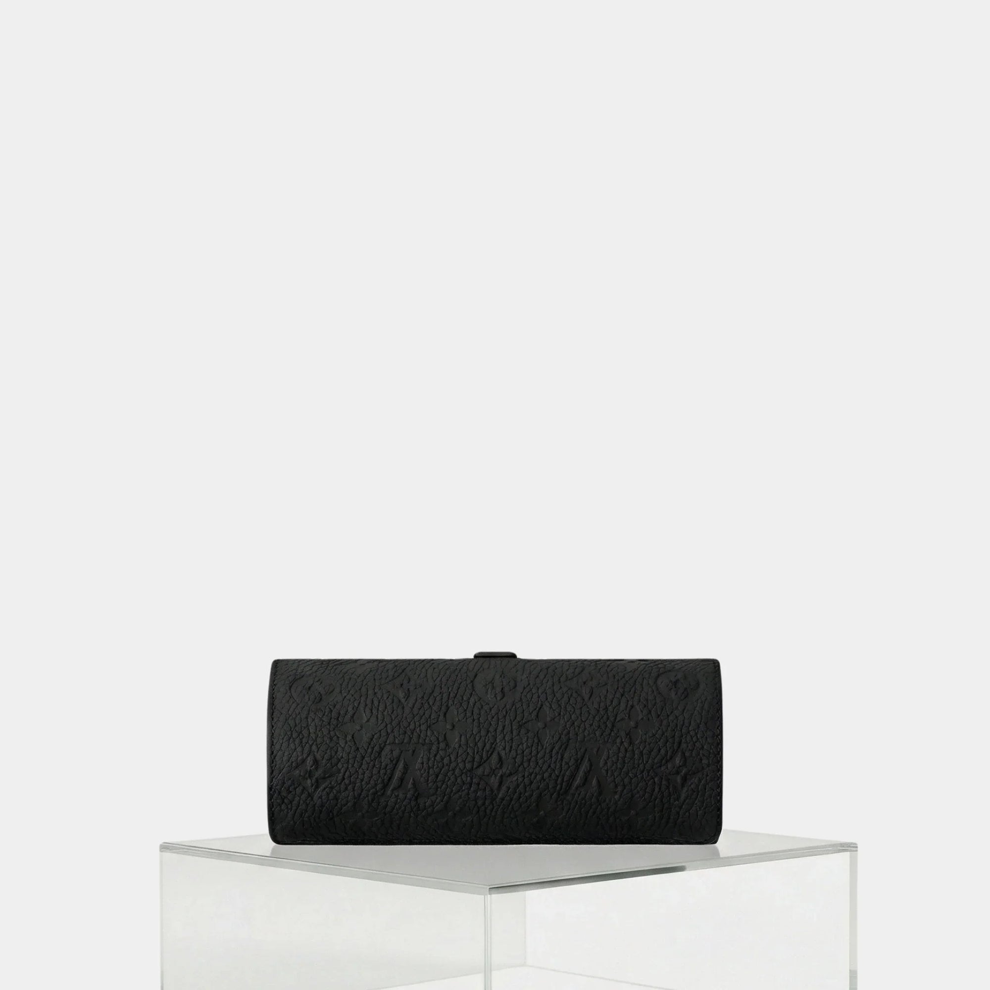 Etui 3 Montres Monogram-Embossed Taurillon Leather Louis vuitton – Гарантія оригінальності – детальний вид