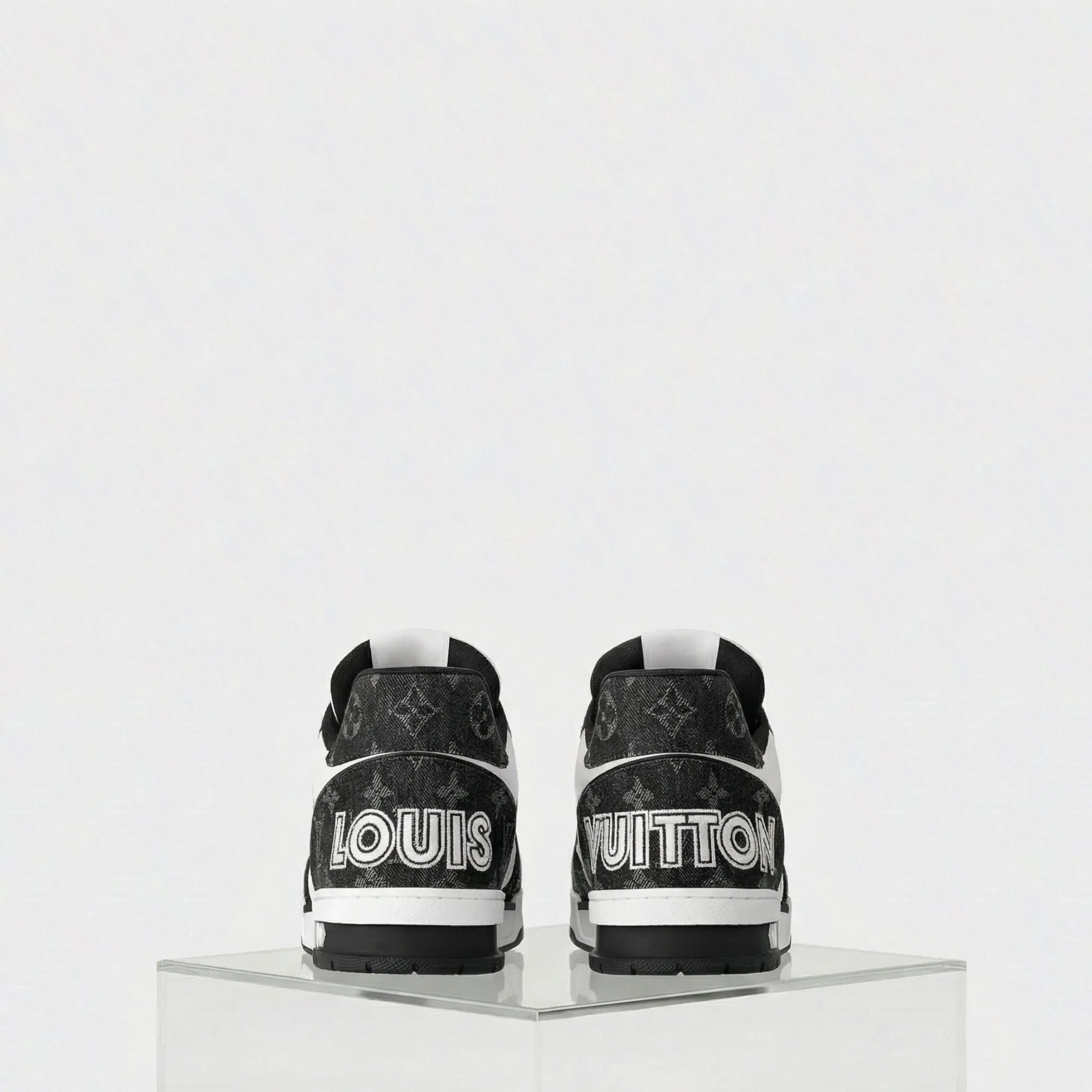 LV Trainer Sneaker Denim Louis vuitton – Гарантія оригінальності – детальний вид