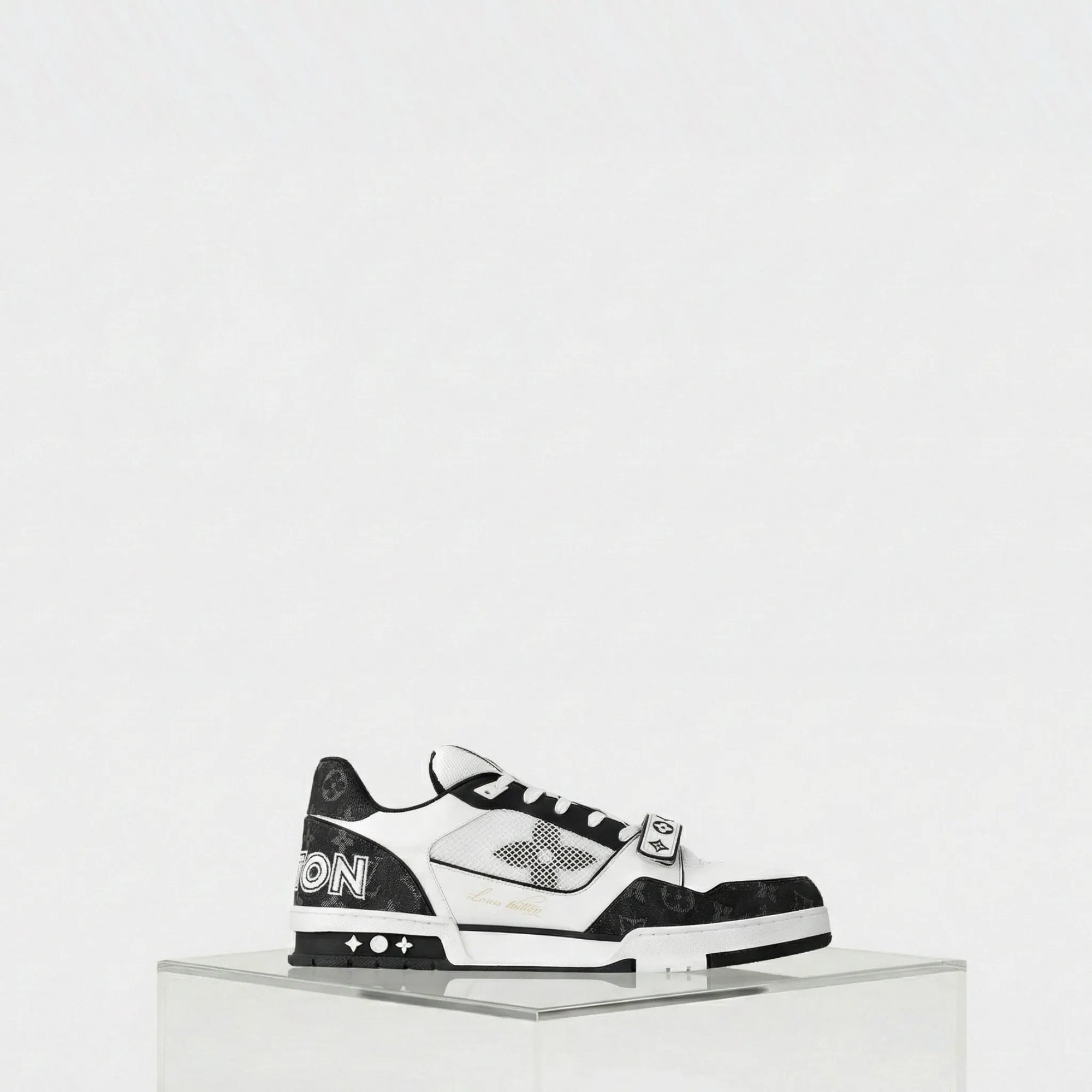 LV Trainer Sneaker Denim Louis vuitton – Гарантія оригінальності – вид ззаду