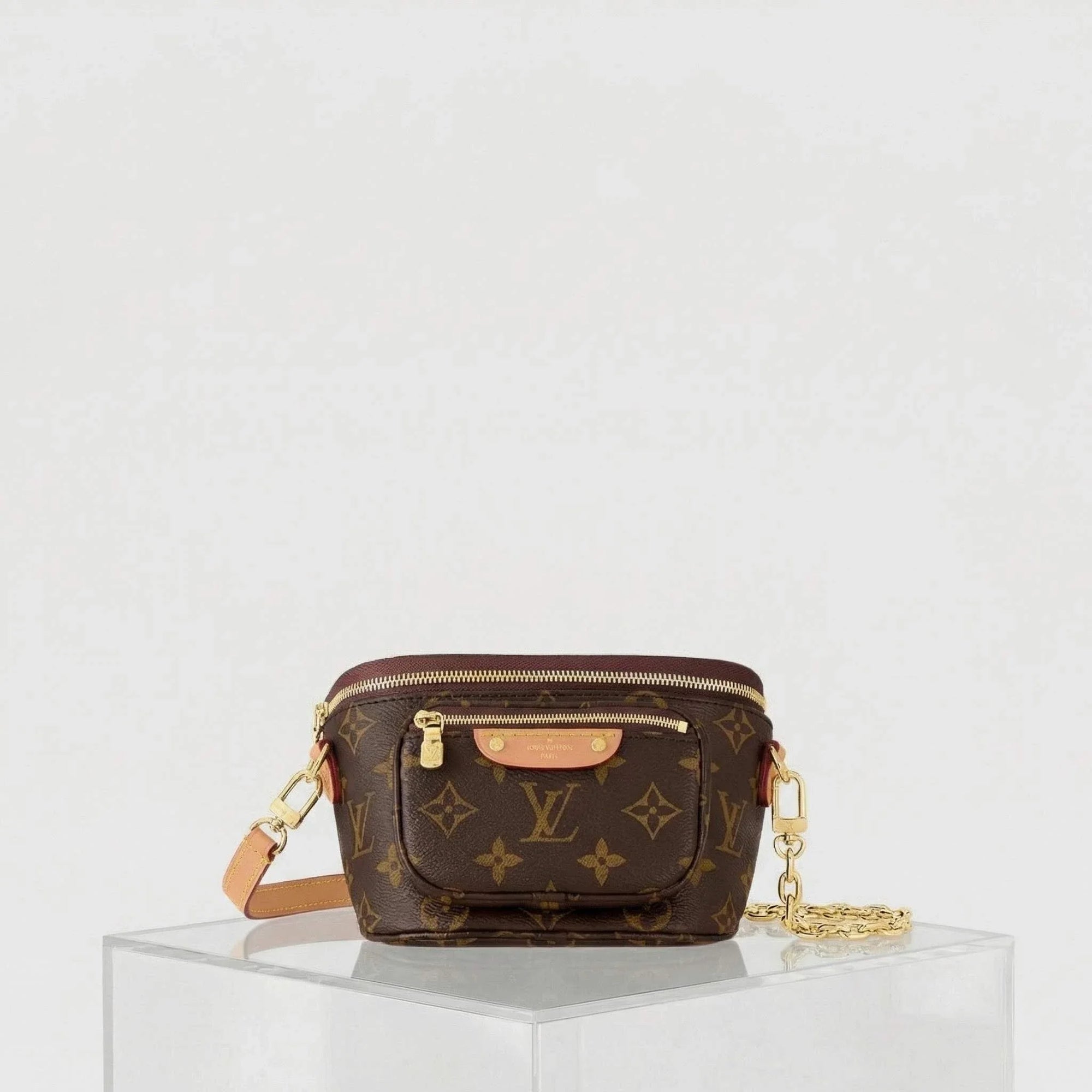 Mini Bumbag Handbag Monogram Canvas Louis vuitton – Гарантія оригінальності – боковий вид