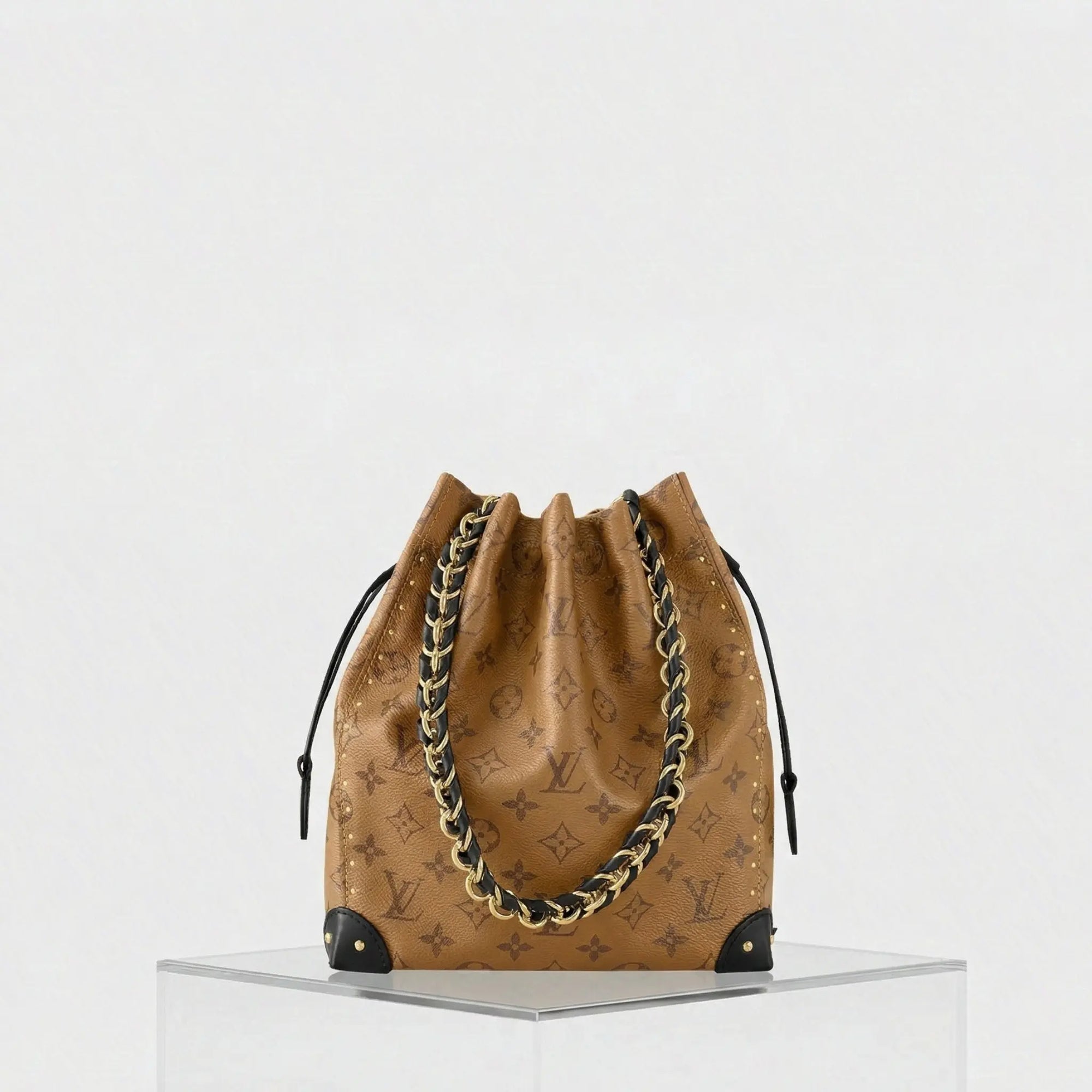 Noé Trunk Pm Monogram Reverse Cruise 2025 Louis vuitton – Гарантія оригінальності – боковий вид