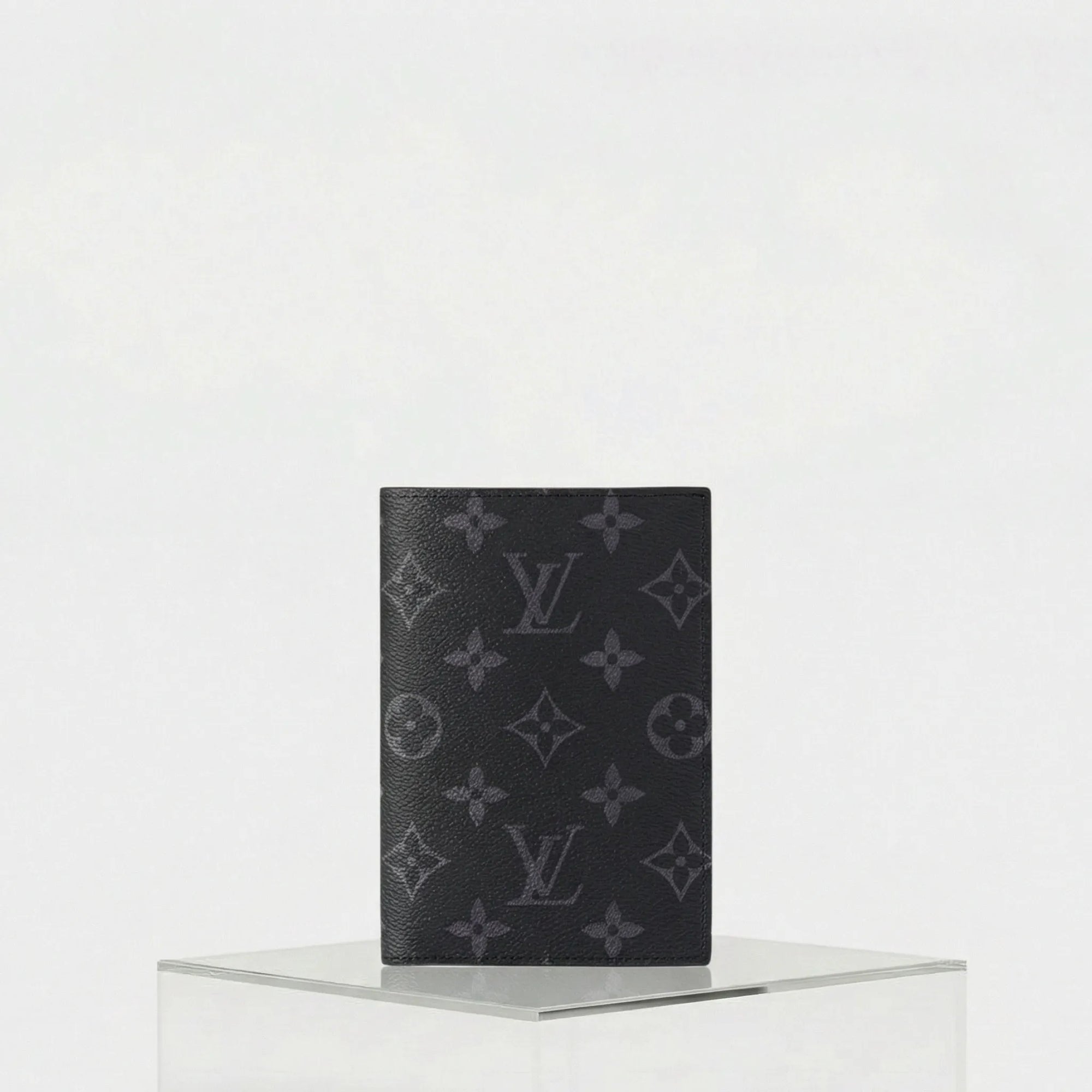 Passport Cover Louis vuitton – Гарантія оригінальності – боковий вид