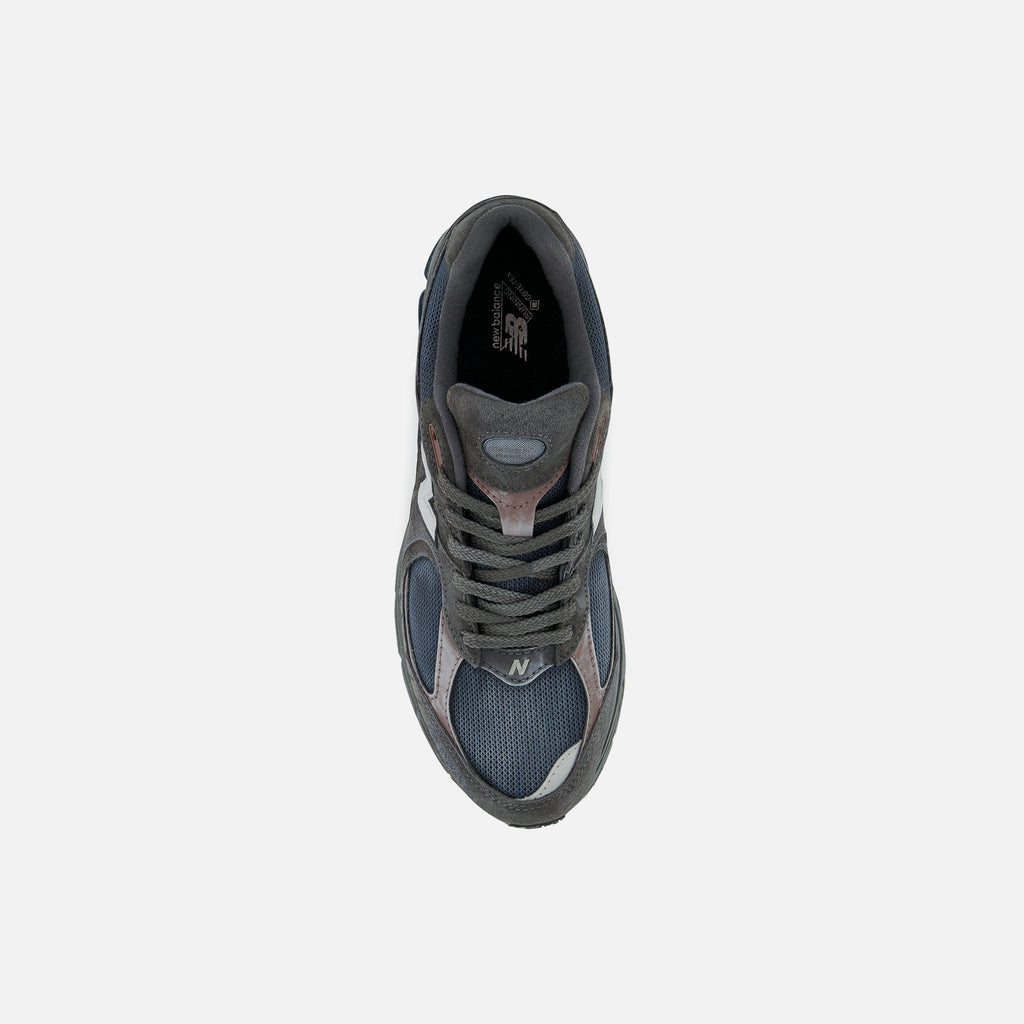 2002r Magnet Black Brown New balance – Гарантія оригінальності – збільшений вид