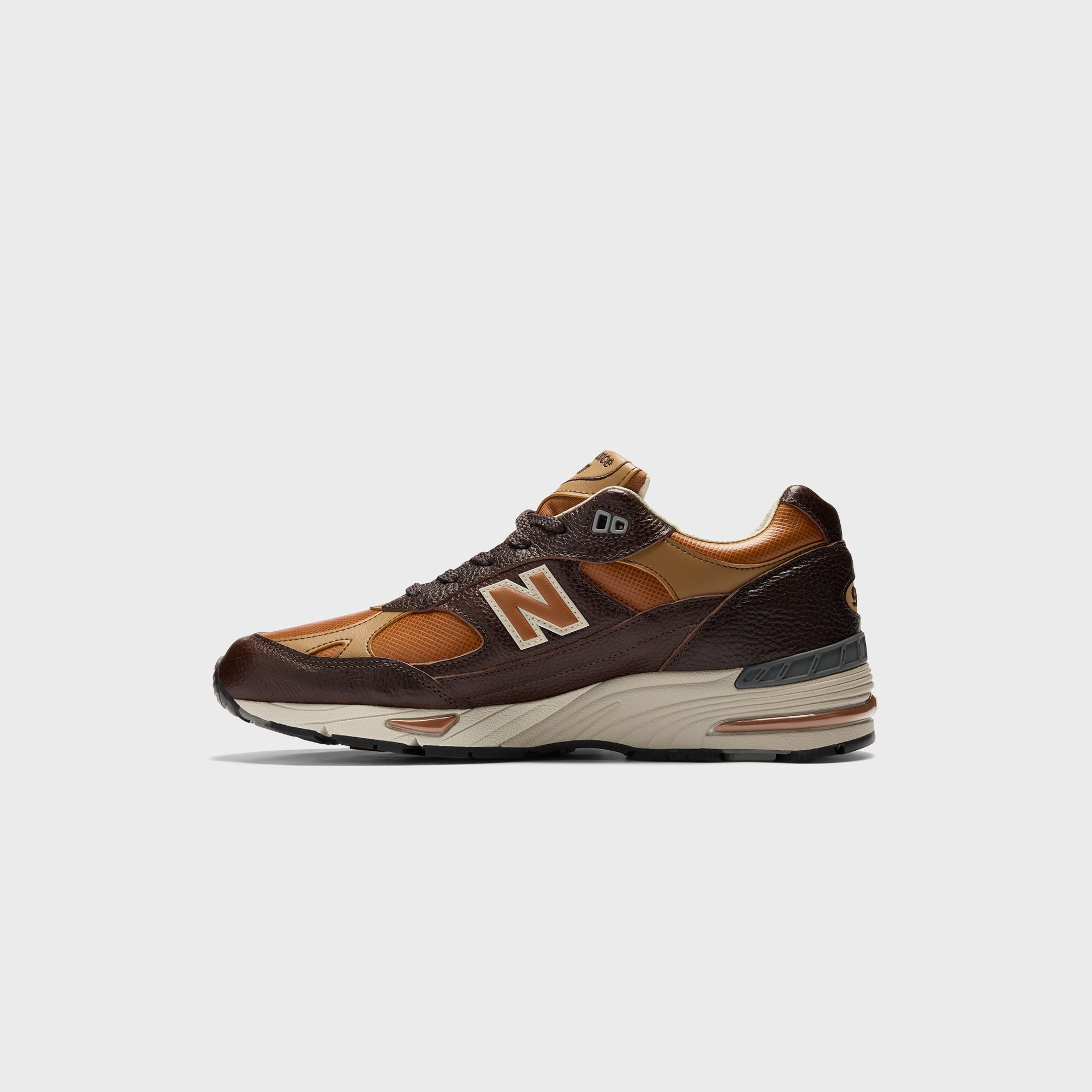Оригінальна Made In Uk M991v1 Chocolate Plum New balance – детальний вид