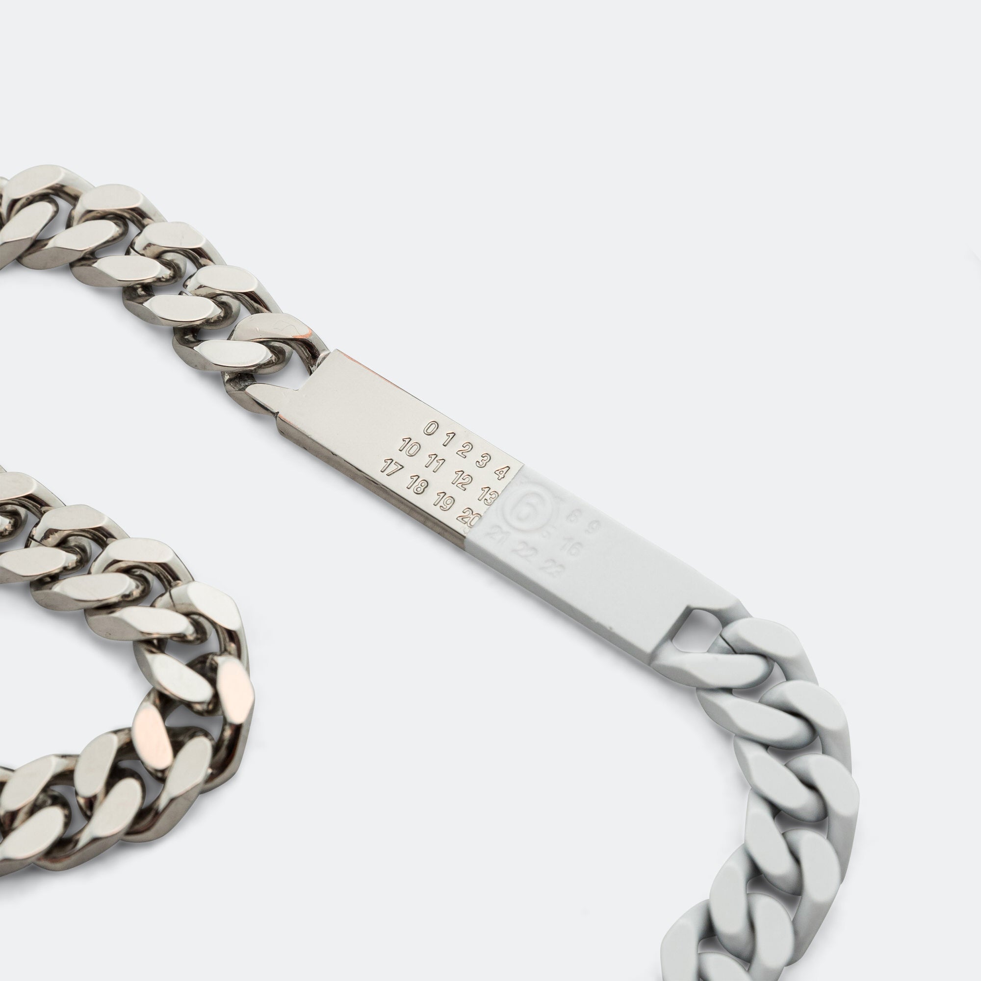 Minimal Logo ID Tag Curb Necklace Maison margiela – Гарантія оригінальності – вид 9