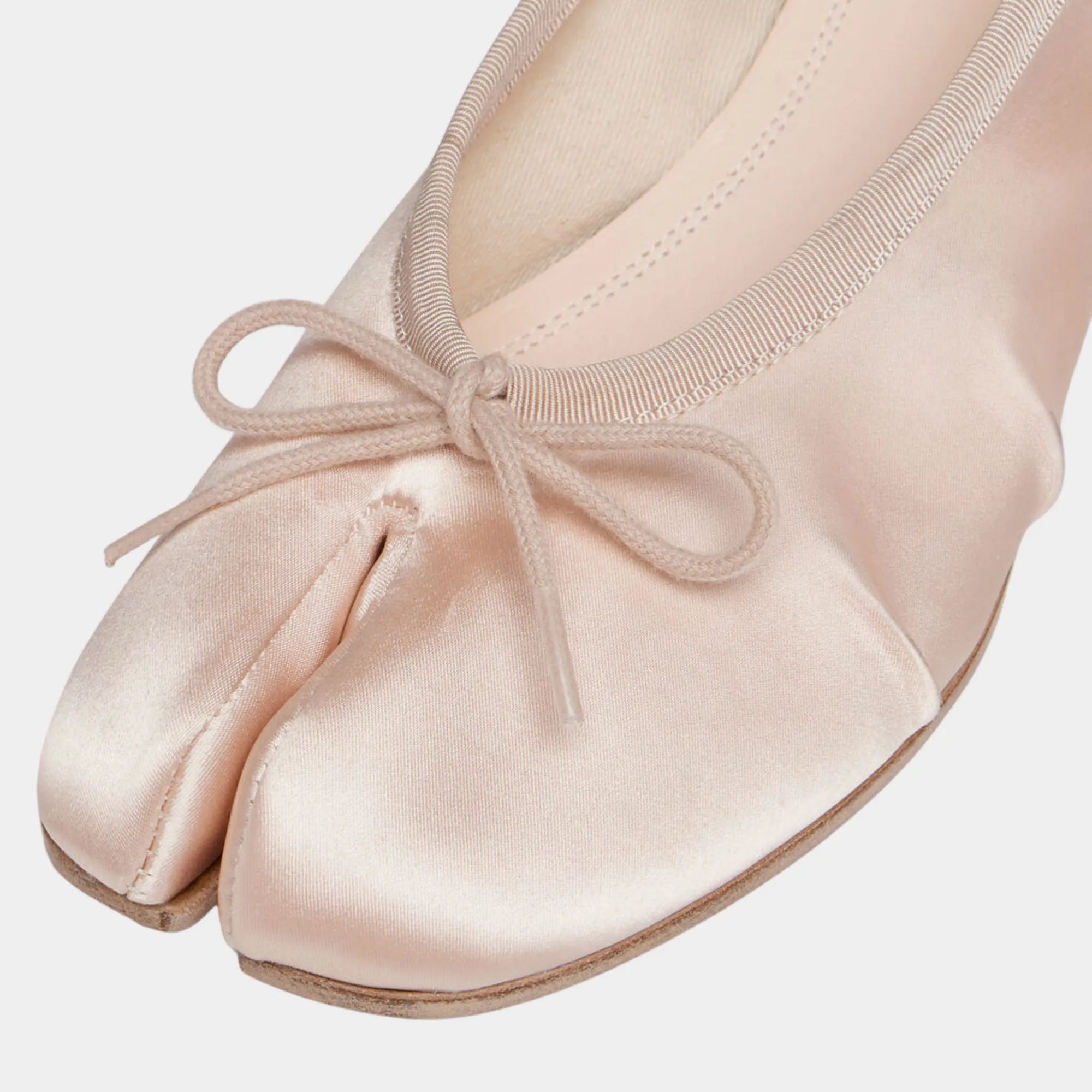 Satin Tabi Ballerina Heal Flats Maison margiela оригінал – Купити в Україні – збільшений вид