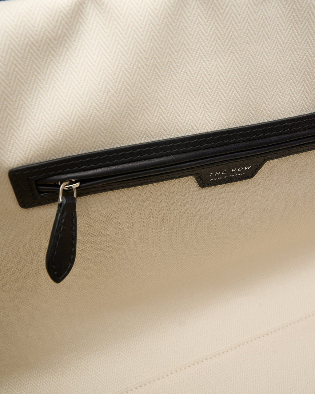 Marlo 17 Bag In Black The row – Гарантія оригінальності – детальний вид