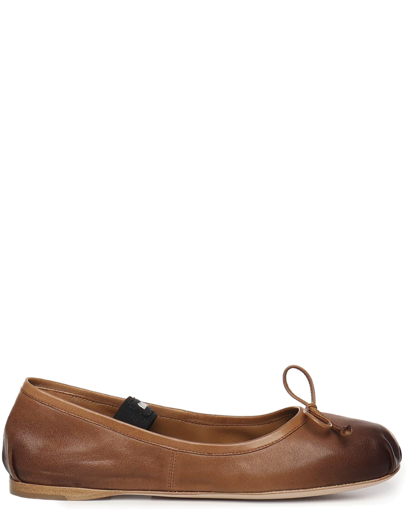 Оригінальна Ballerine In Pelle Miu miu