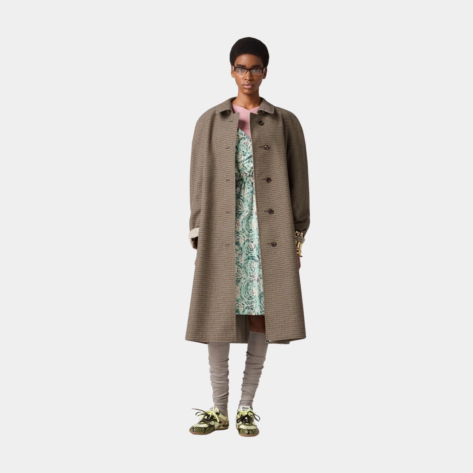 Reversible Twill And Houndstooth Check Trench Coat Miu miu – Гарантія оригінальності – вид ззаду