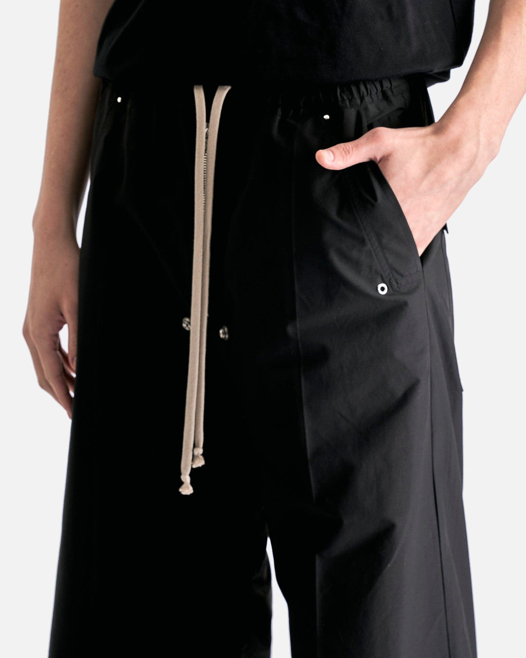 Moncler Belas Wide-Leg Trousers In Black Rick owens – Гарантія оригінальності – збільшений вид