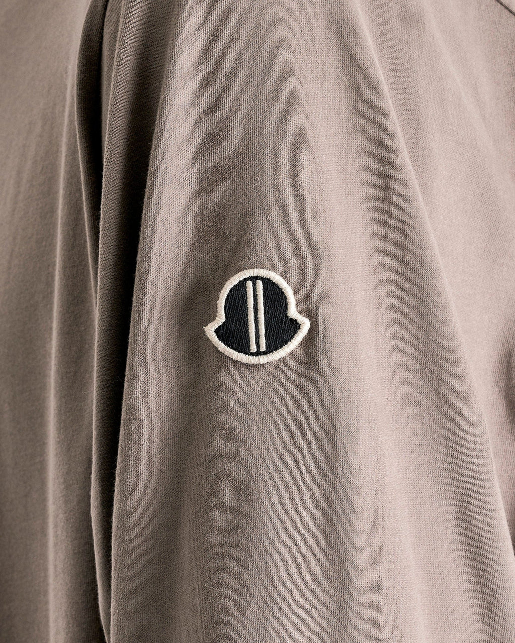 Оригінальна Moncler Crewneck Short Sleeve T In Dust Rick owens – збільшений вид