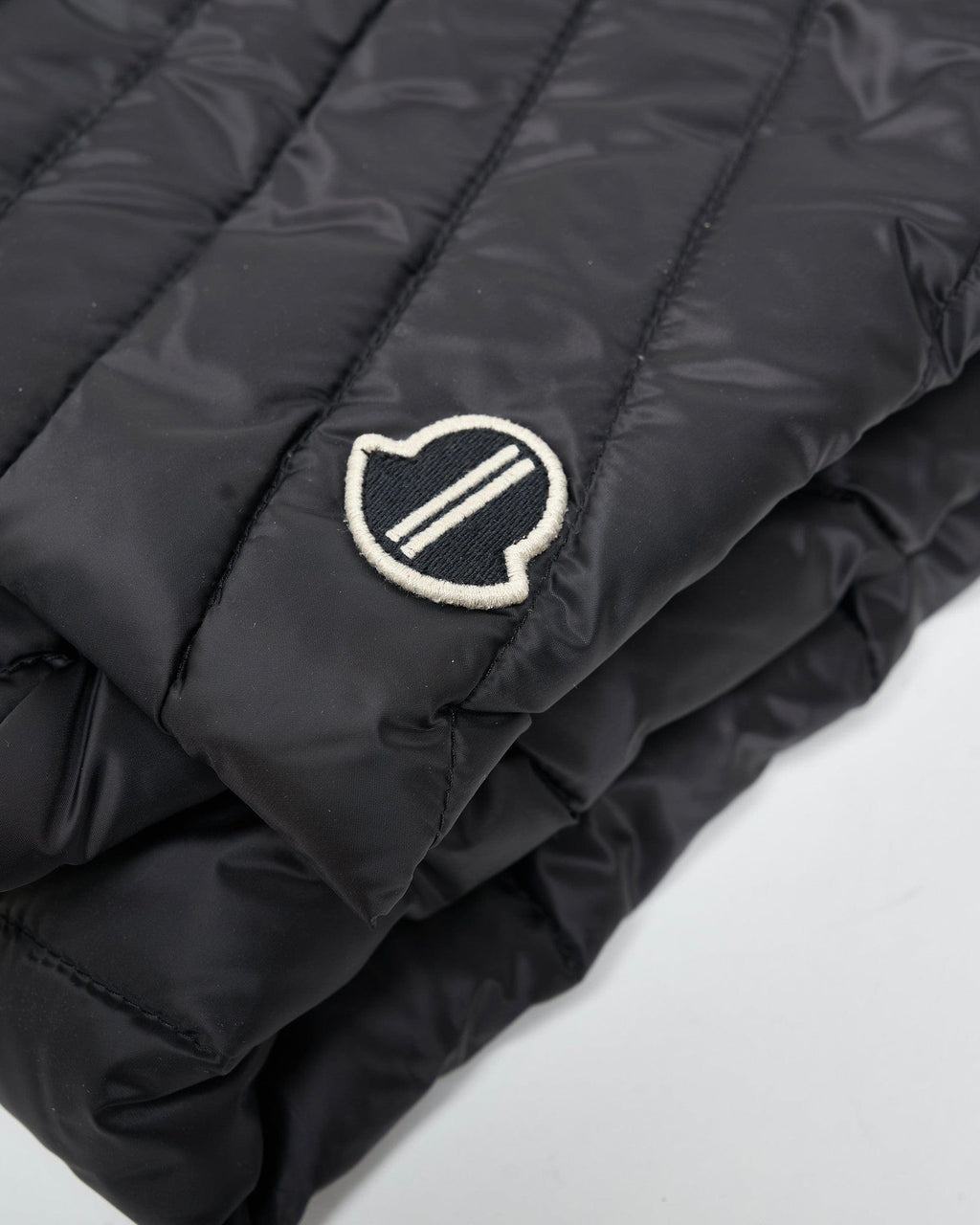 Оригінальна Moncler Radiance Scarf In Black Rick owens – детальний вид
