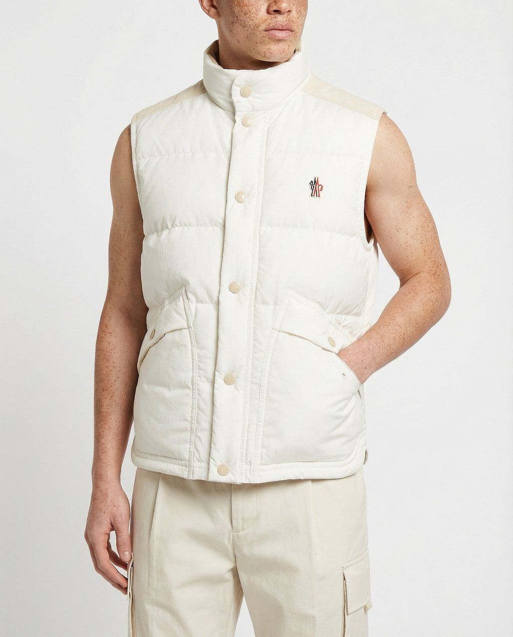 Scais Down Gilet Moncler оригінал – Купити в Україні – вид ззаду
