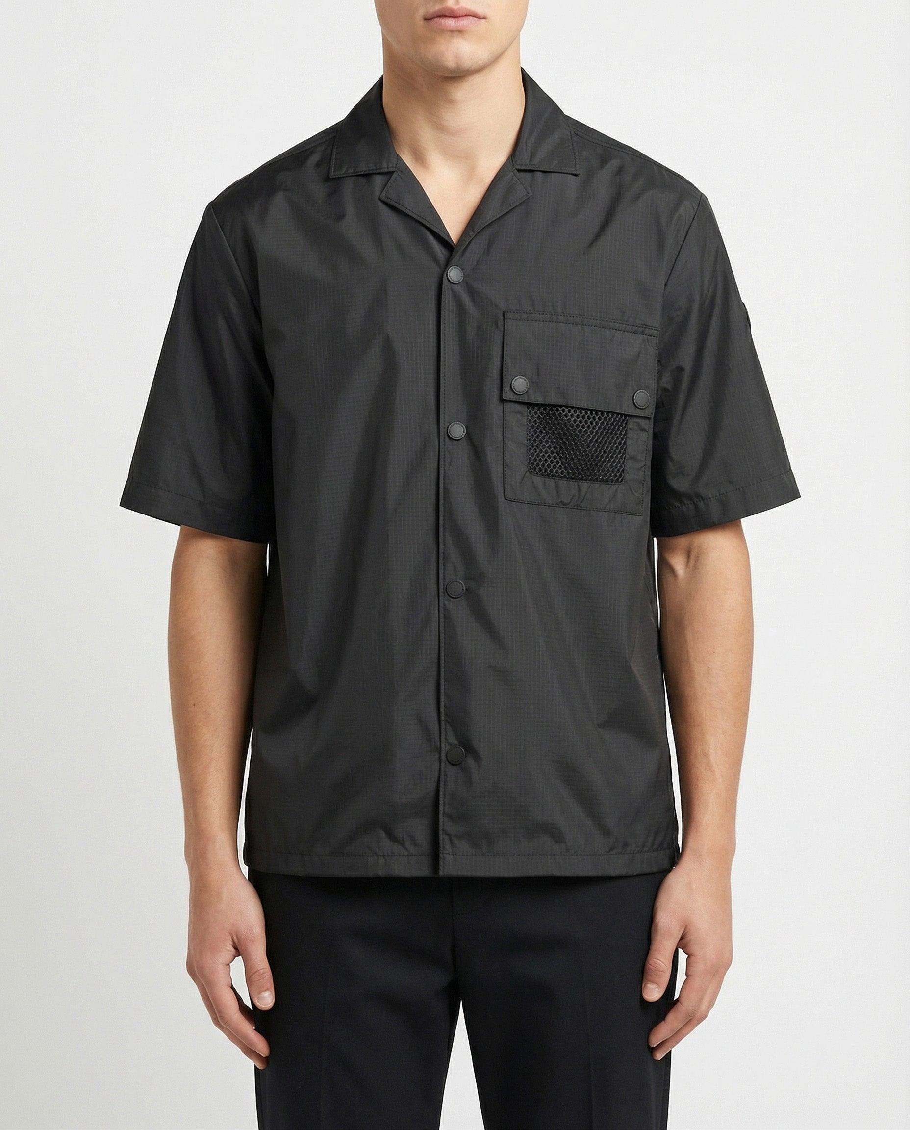 Оригінальна Logo Short Sleeve Shirt Moncler – вид ззаду