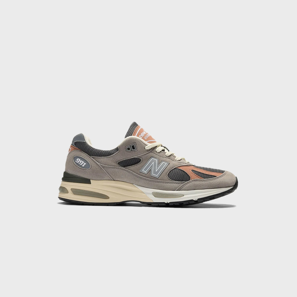 Made In Uk 991v2 Dove New balance – Гарантія оригінальності – боковий вид
