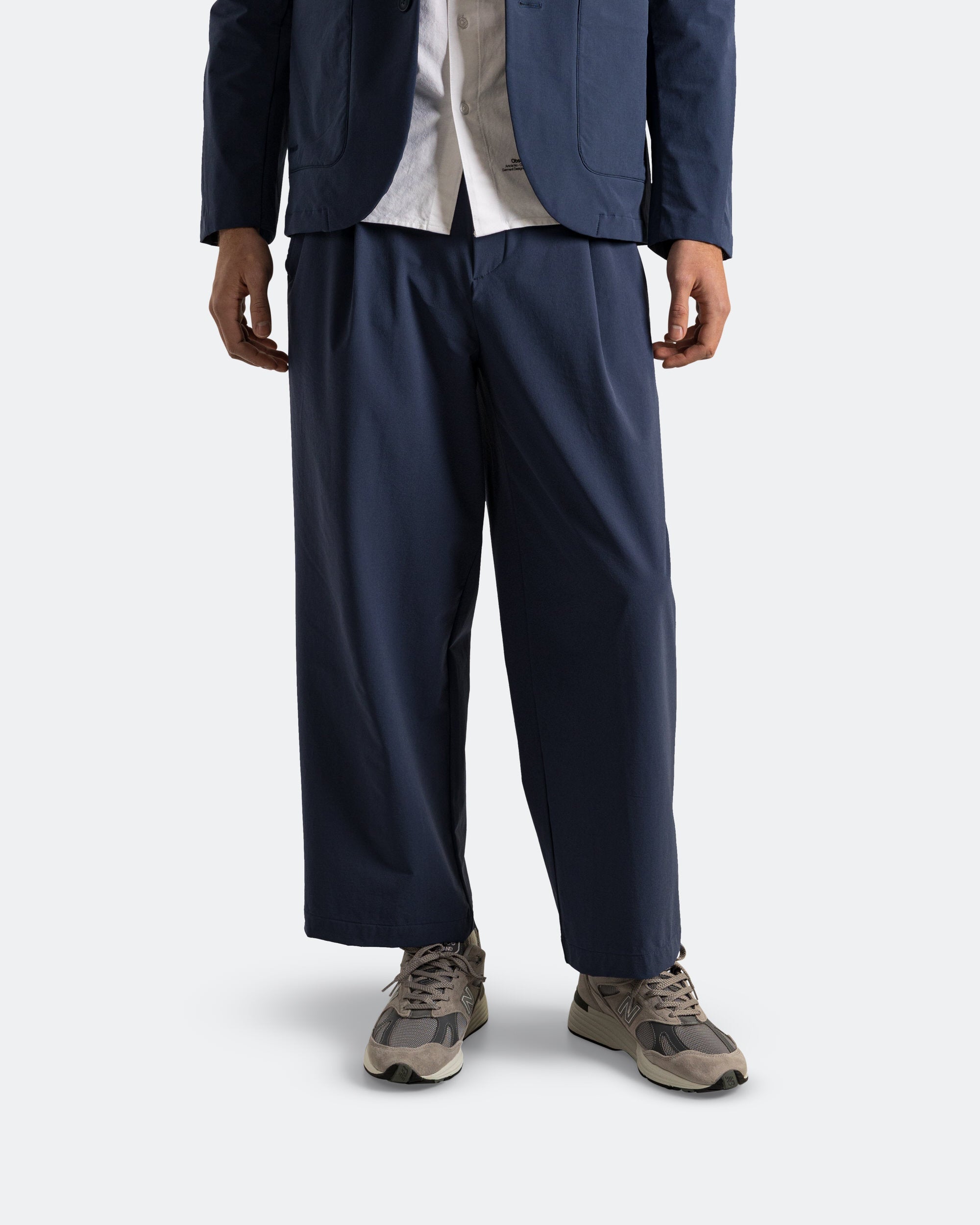 Оригінальна Wide Pant New balance – вид ззаду