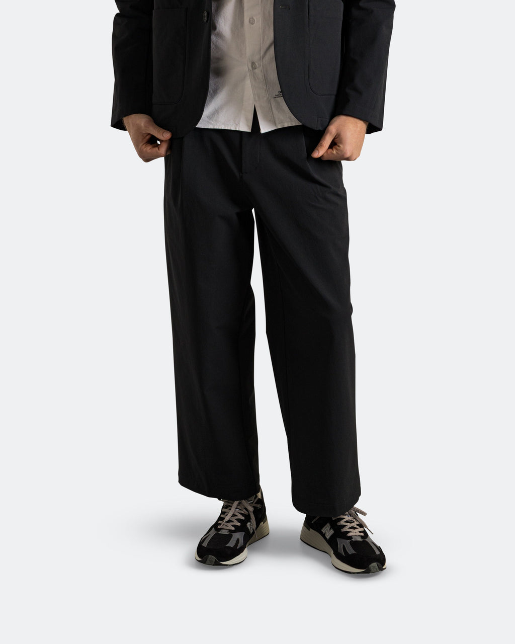 Оригінальна Wide Pant New balance – вид ззаду