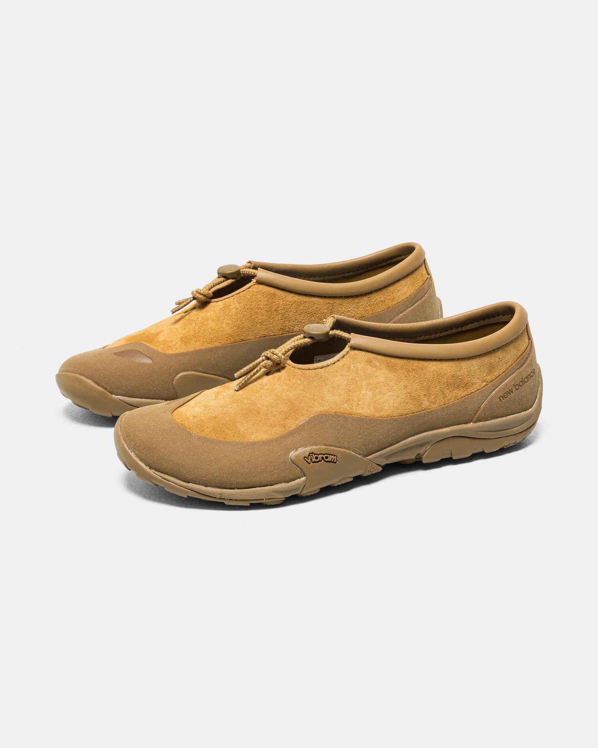 Оригінальна Mt10t9cz New balance – вид ззаду