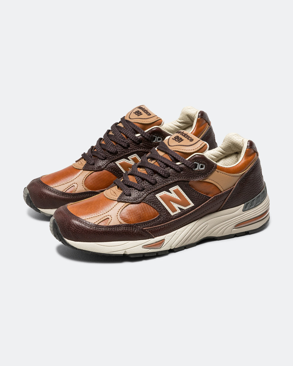 M991lb1 New balance оригінал – Купити в Україні – вид ззаду