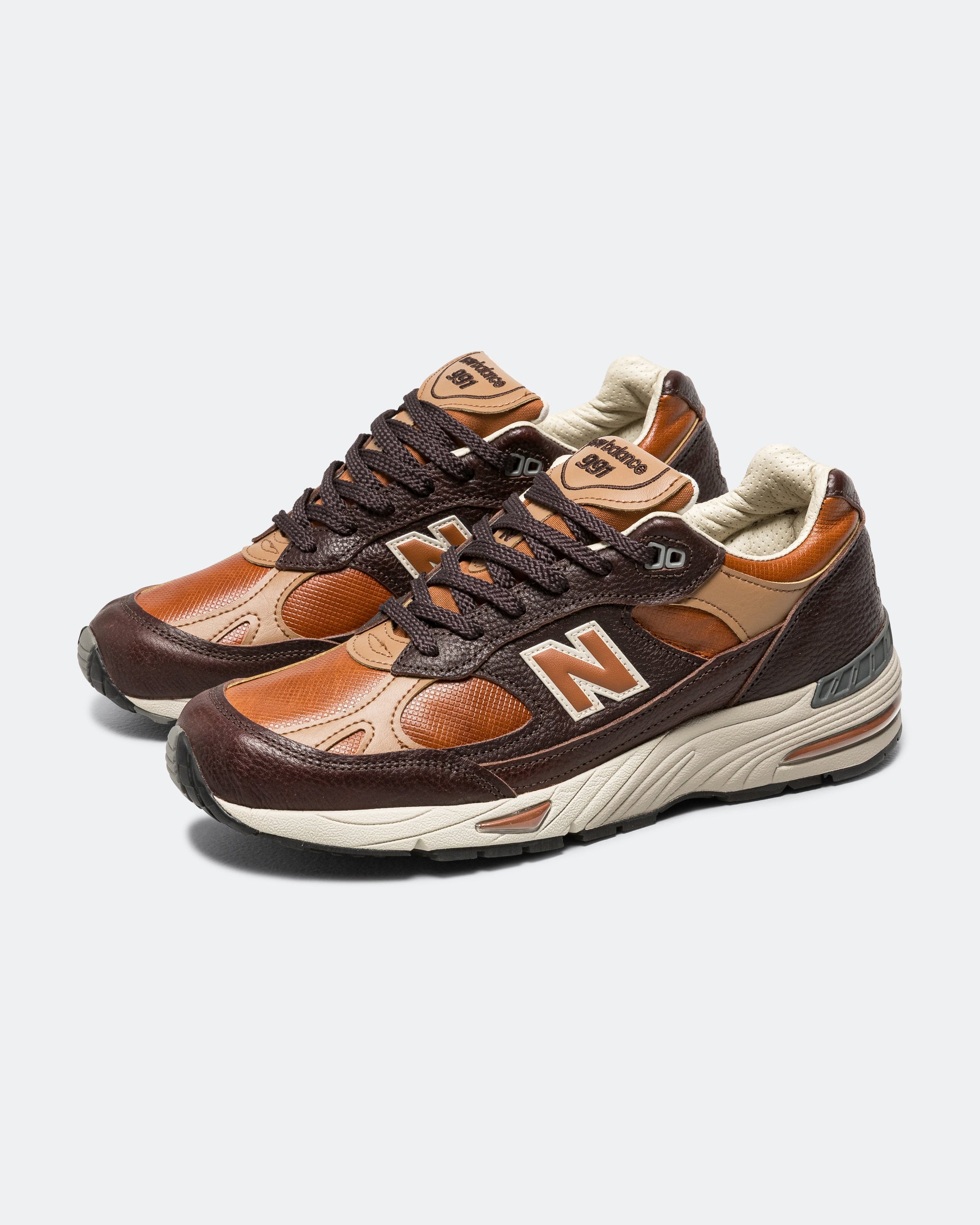 M991lb1 New balance оригінал – Купити в Україні – вид ззаду